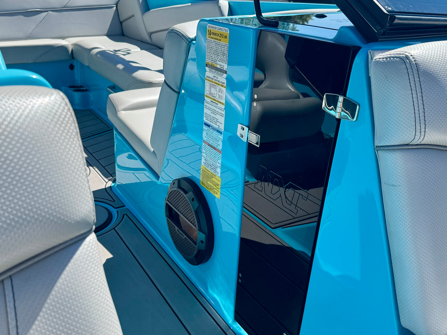 2019 MasterCraft NXT22 - LIKE NEW CONDITION