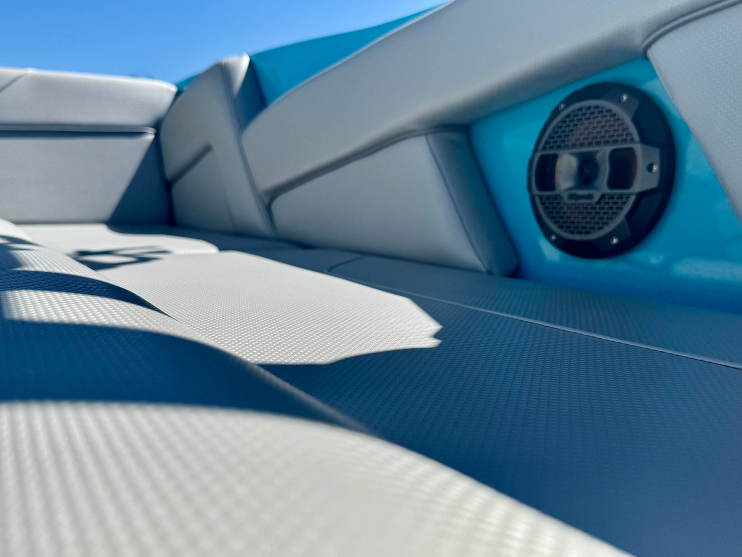 2019 MasterCraft NXT22 - LIKE NEW CONDITION