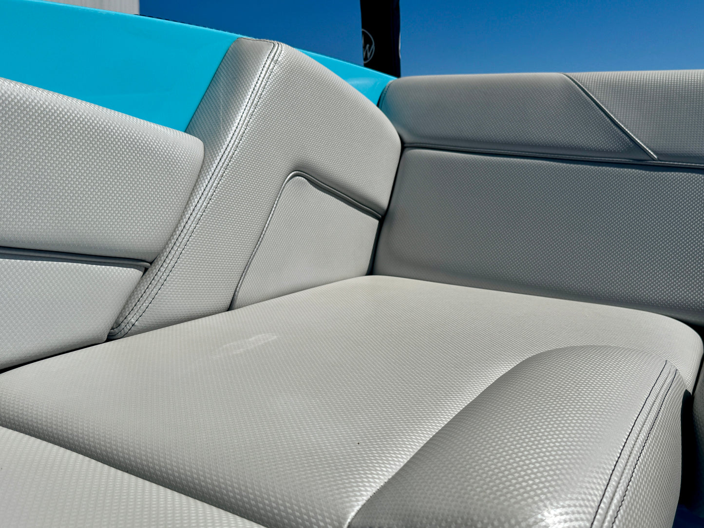 2019 MasterCraft NXT22 - LIKE NEW CONDITION