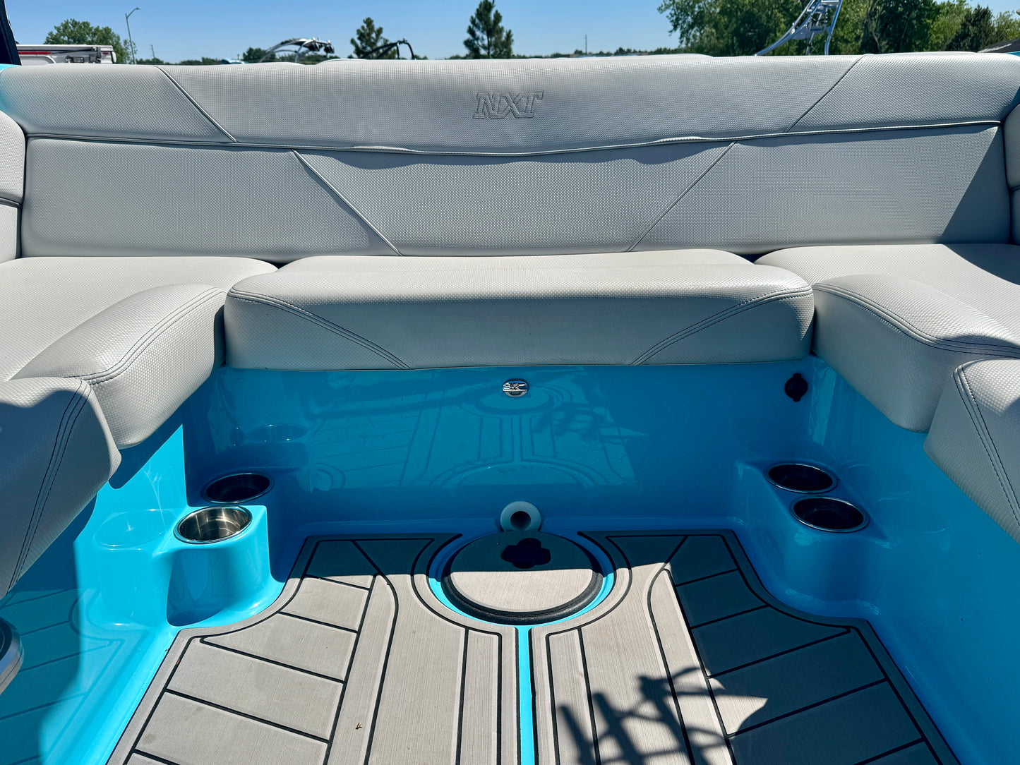 2019 MasterCraft NXT22 - LIKE NEW CONDITION