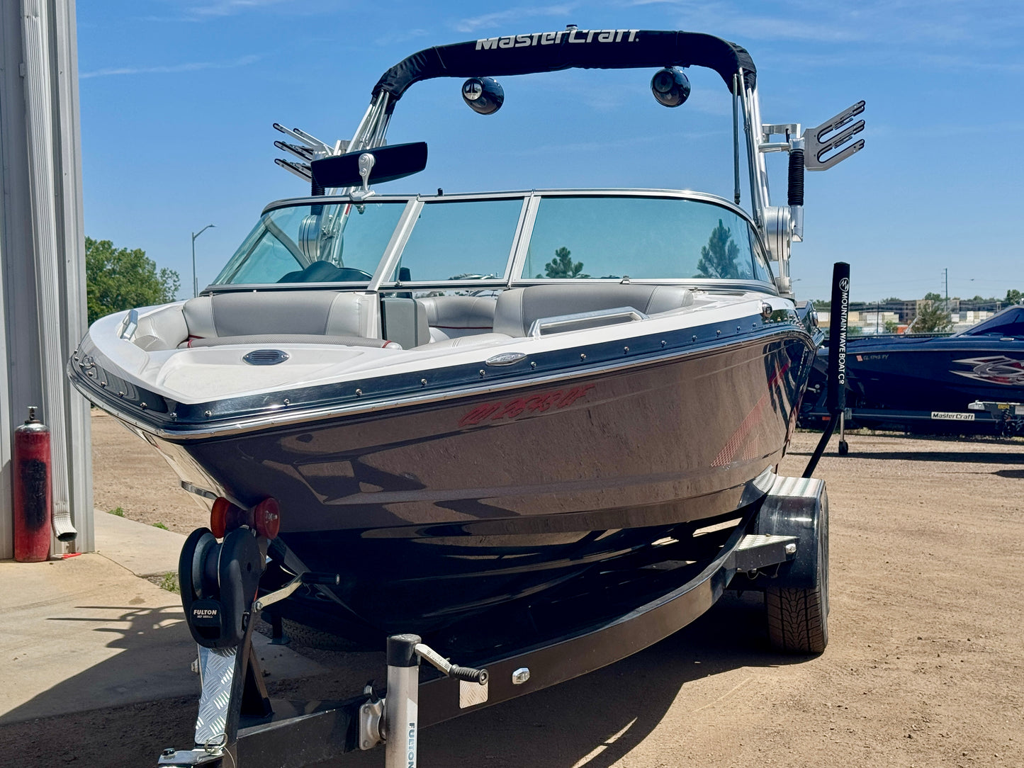 2013 MasterCraft X30 - LOW HOURS - 6.0L MV8