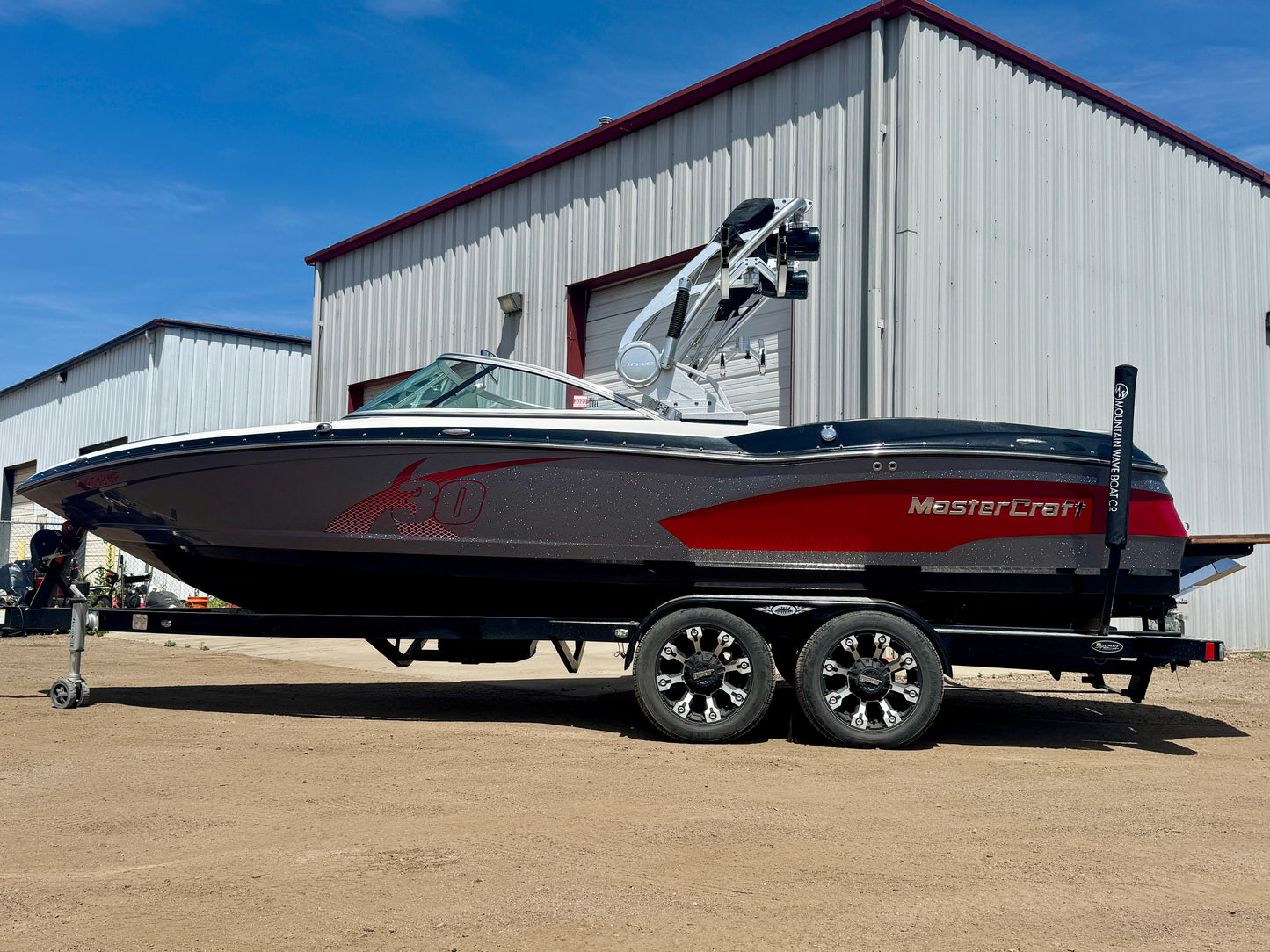 2013 MasterCraft X30 - LOW HOURS - 6.0L MV8