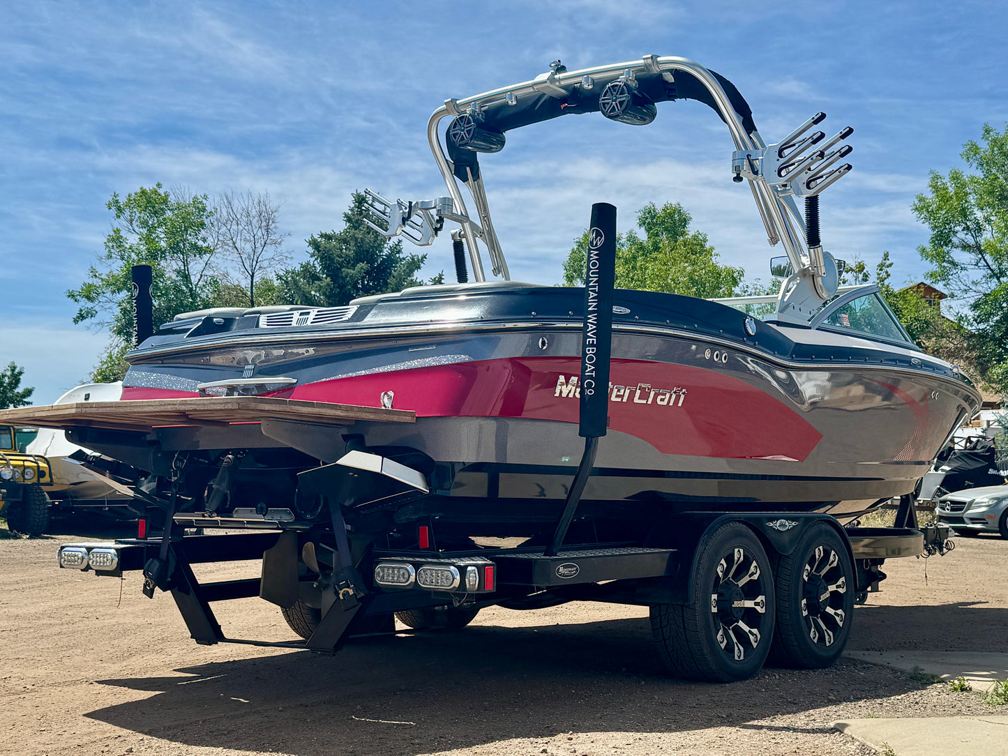 2013 MasterCraft X30 - LOW HOURS - 6.0L MV8