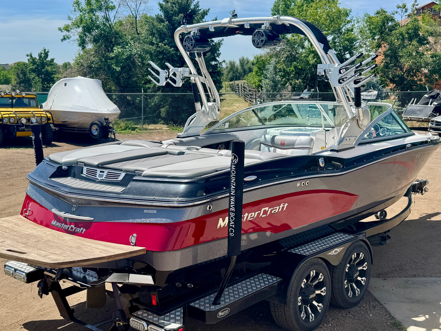 2013 MasterCraft X30 - LOW HOURS - 6.0L MV8