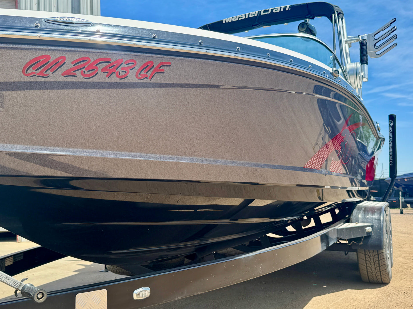 2013 MasterCraft X30 - LOW HOURS - 6.0L MV8