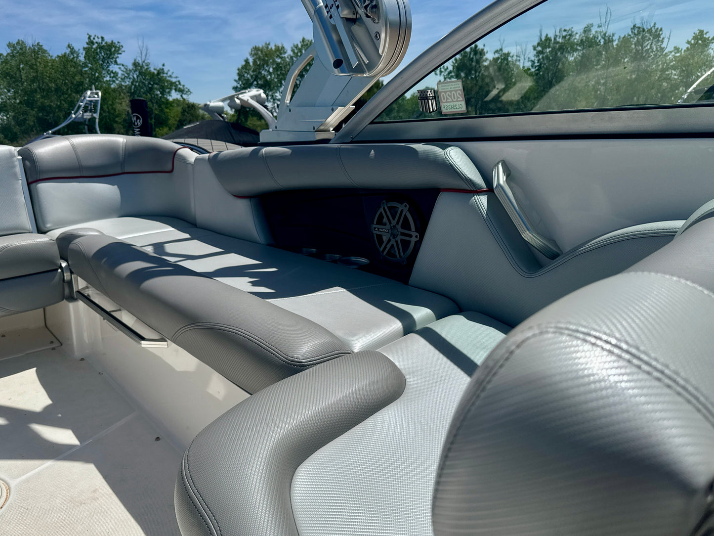 2013 MasterCraft X30 - LOW HOURS - 6.0L MV8