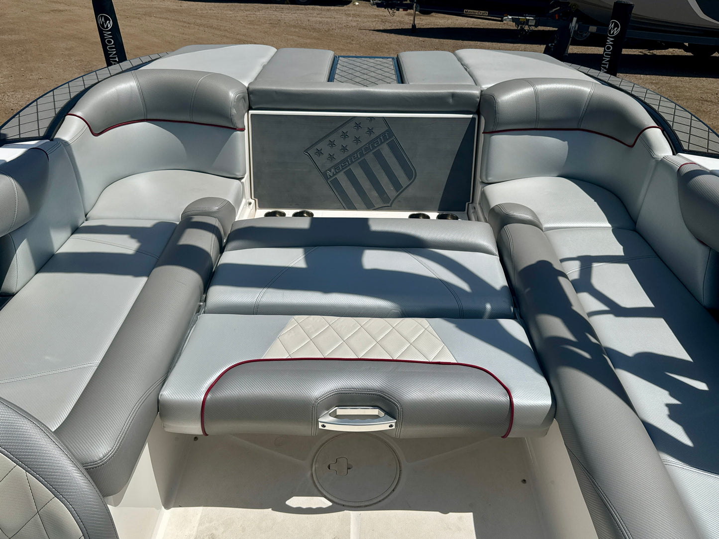 2013 MasterCraft X30 - LOW HOURS - 6.0L MV8