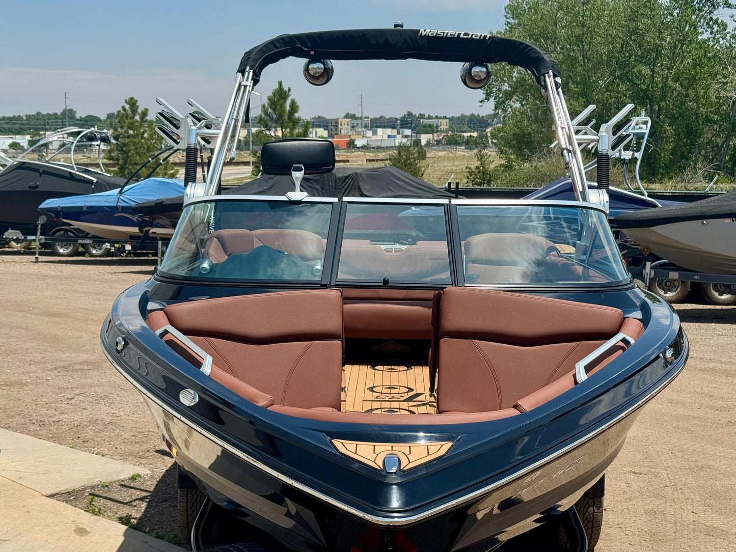 2017 MasterCraft XT23 - 54 HOURS!