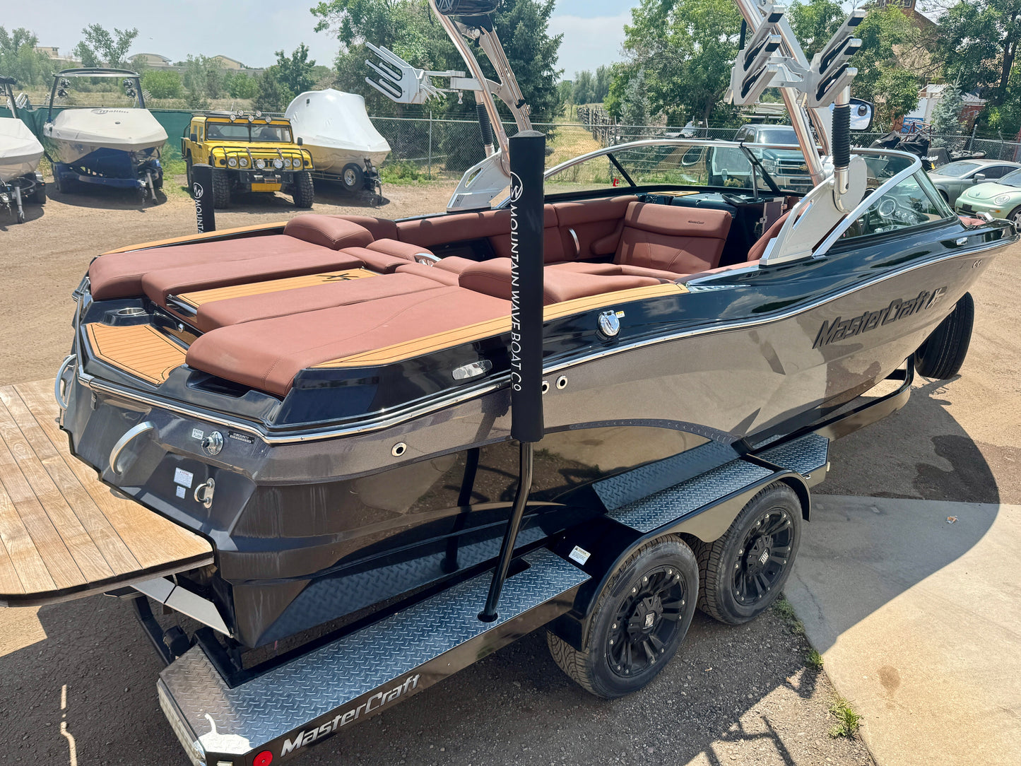 2017 MasterCraft XT23 - 54 HOURS!
