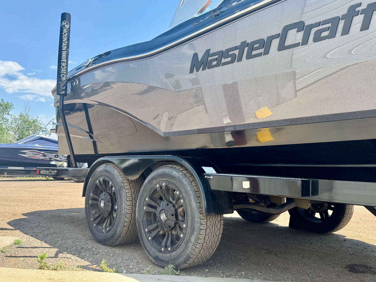 2017 MasterCraft XT23 - 54 HOURS!