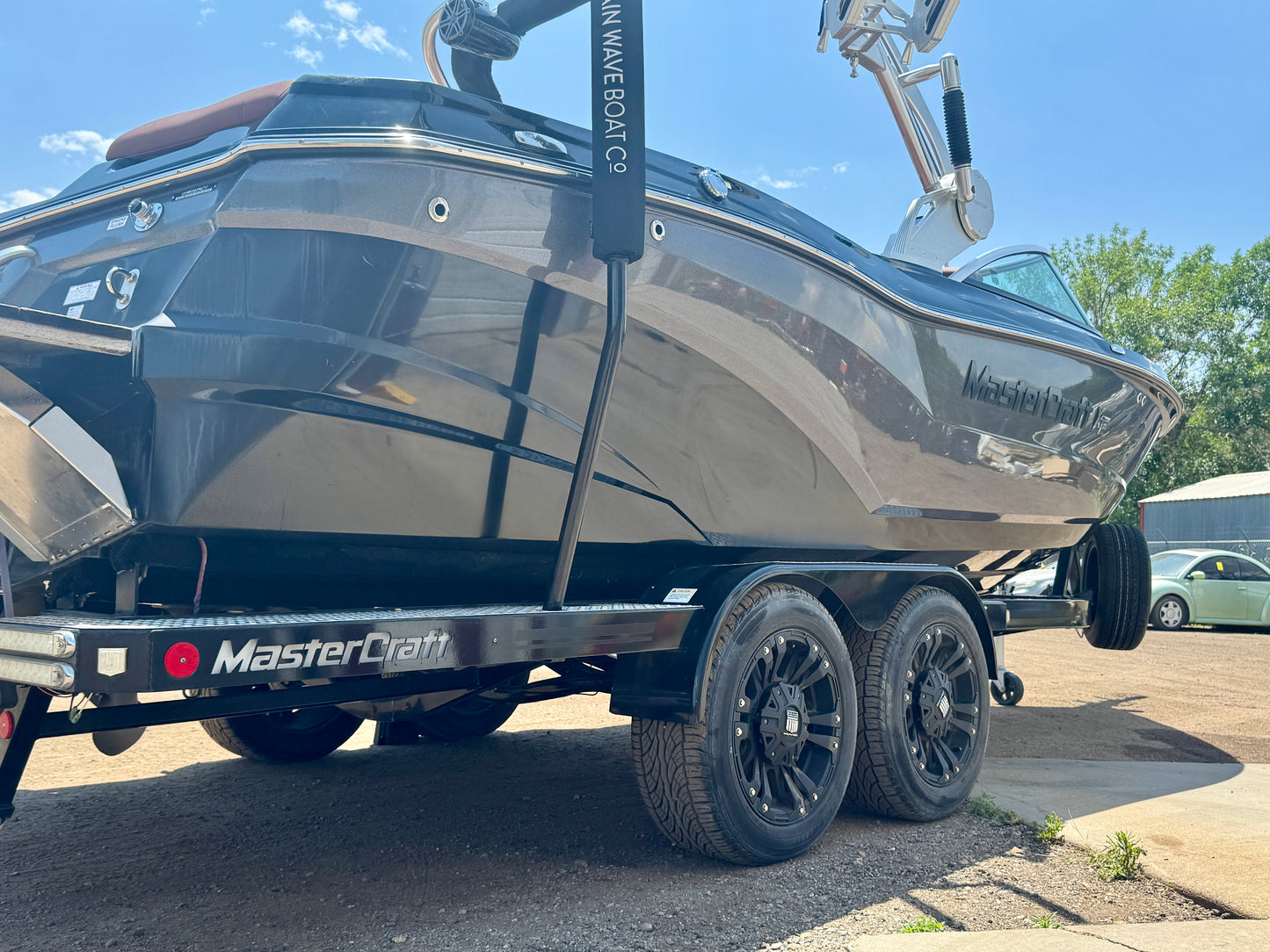 2017 MasterCraft XT23 - 54 HOURS!