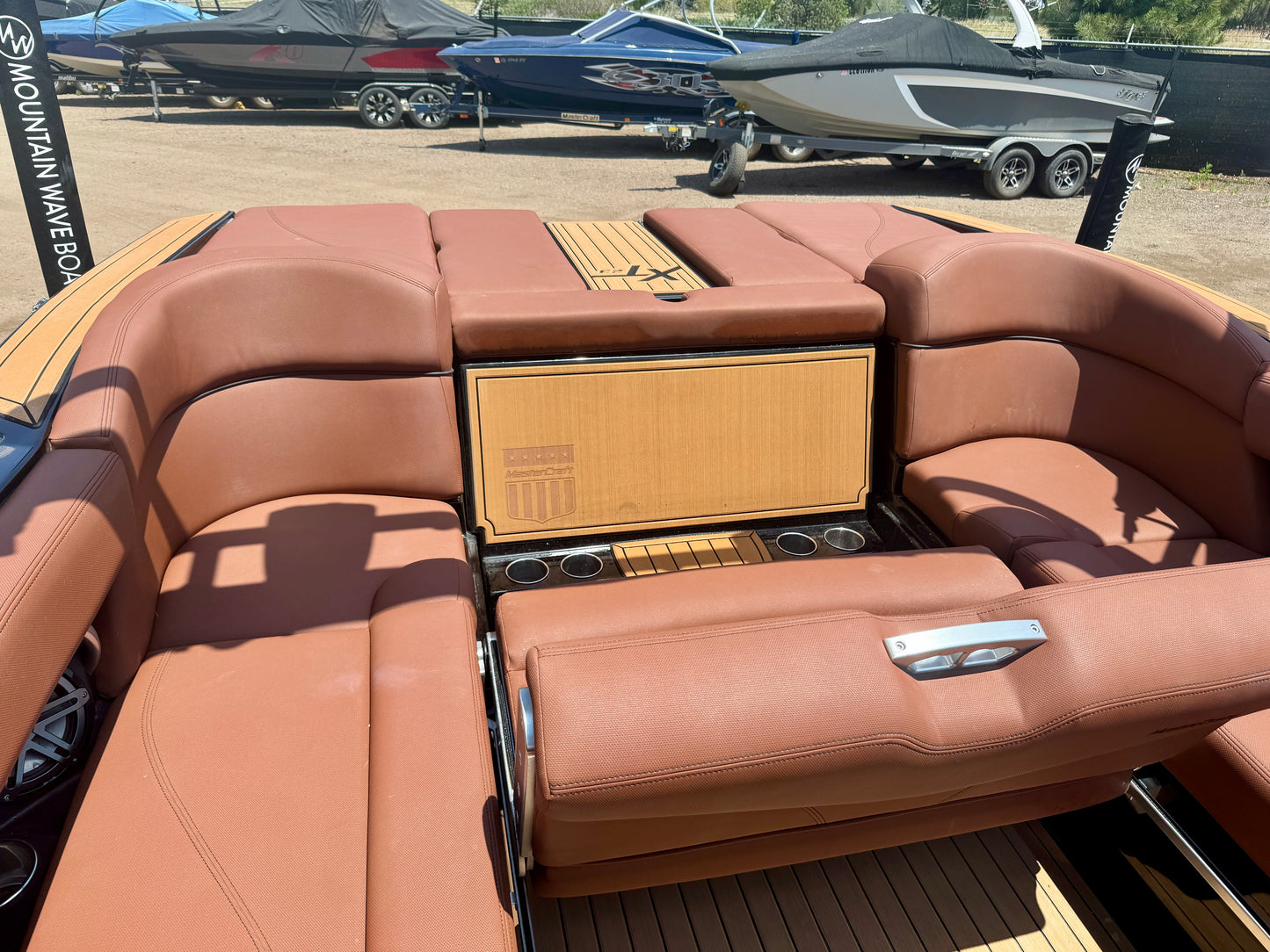 2017 MasterCraft XT23 - 54 HOURS!