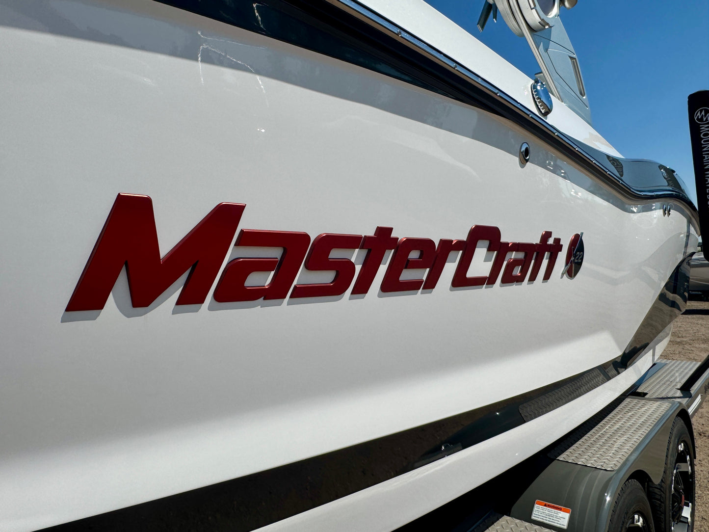 2019 MasterCraft X22 - LIKE NEW - 60 Hours