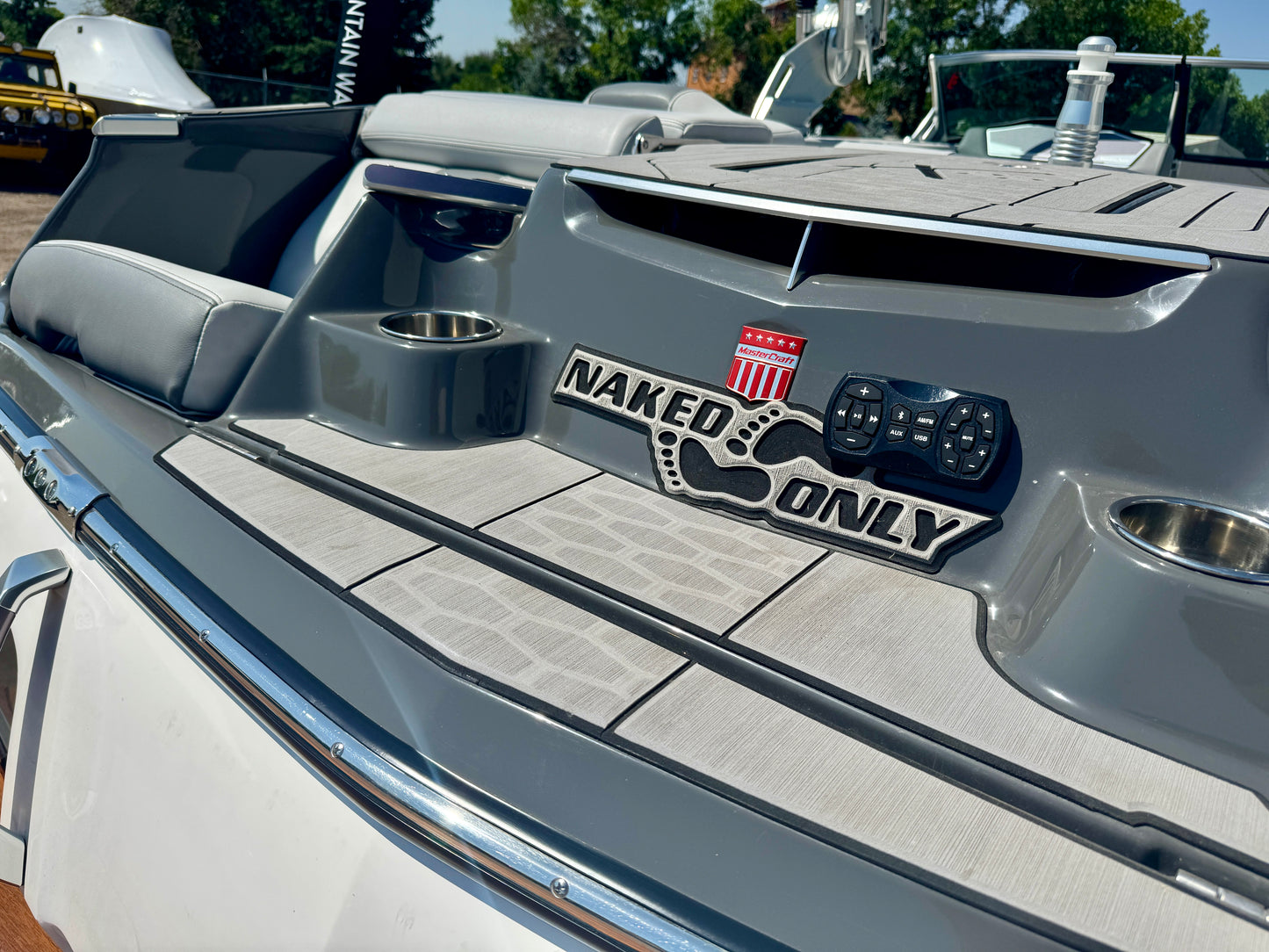 2019 MasterCraft X22 - LIKE NEW - 60 Hours