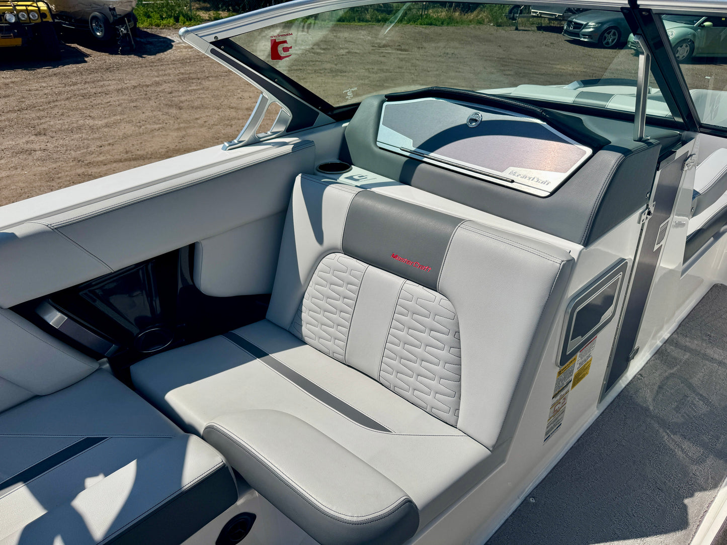 2019 MasterCraft X22 - LIKE NEW - 60 Hours