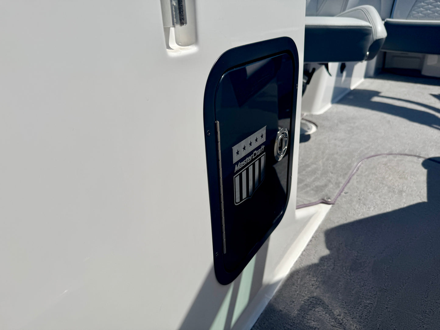 2019 MasterCraft X22 - LIKE NEW - 60 Hours