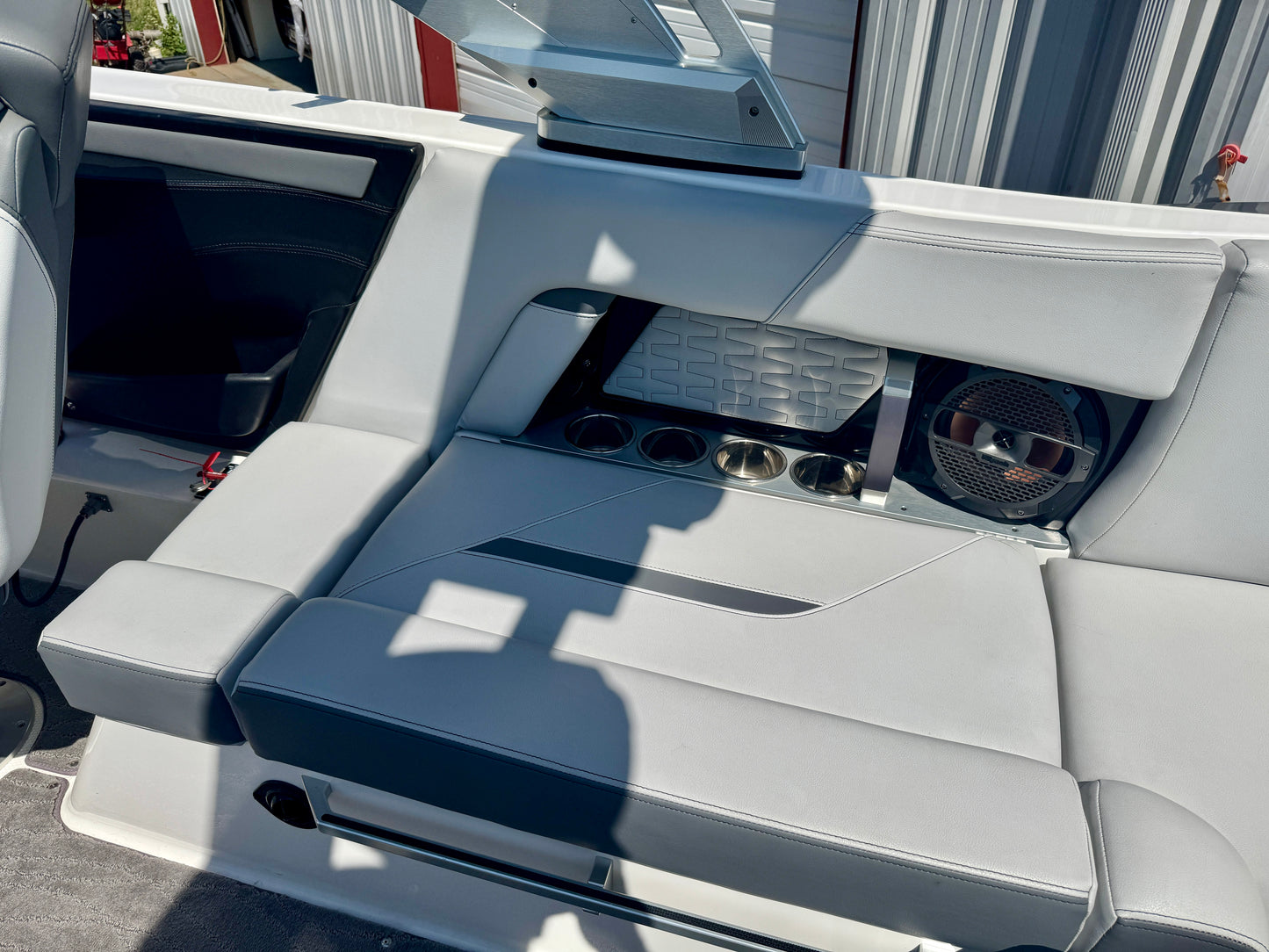 2019 MasterCraft X22 - LIKE NEW - 60 Hours