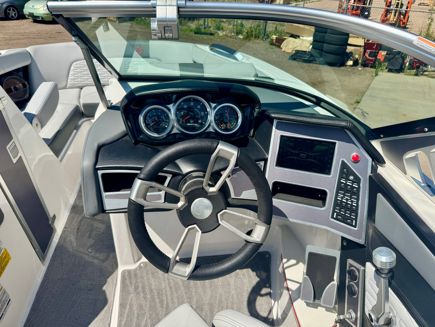 2019 MasterCraft X22 - LIKE NEW - 60 Hours