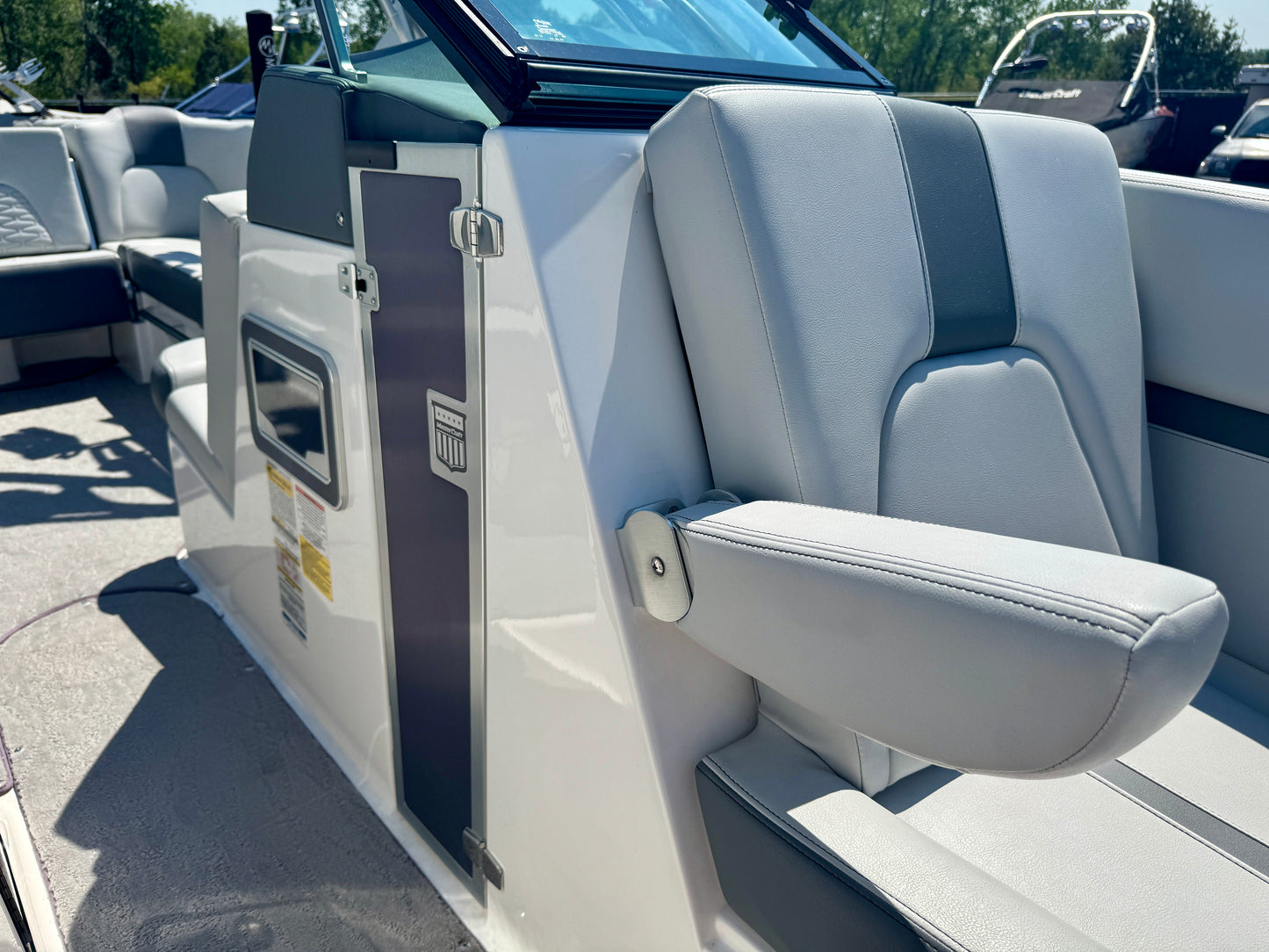 2019 MasterCraft X22 - LIKE NEW - 60 Hours