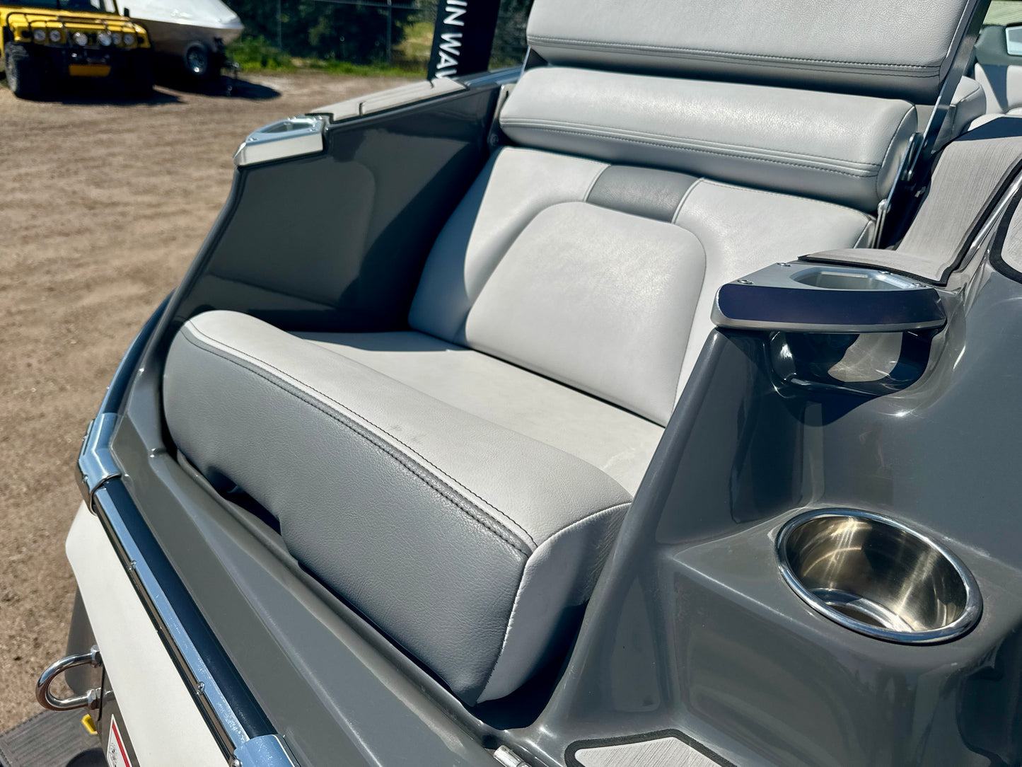 2019 MasterCraft X22 - LIKE NEW - 60 Hours