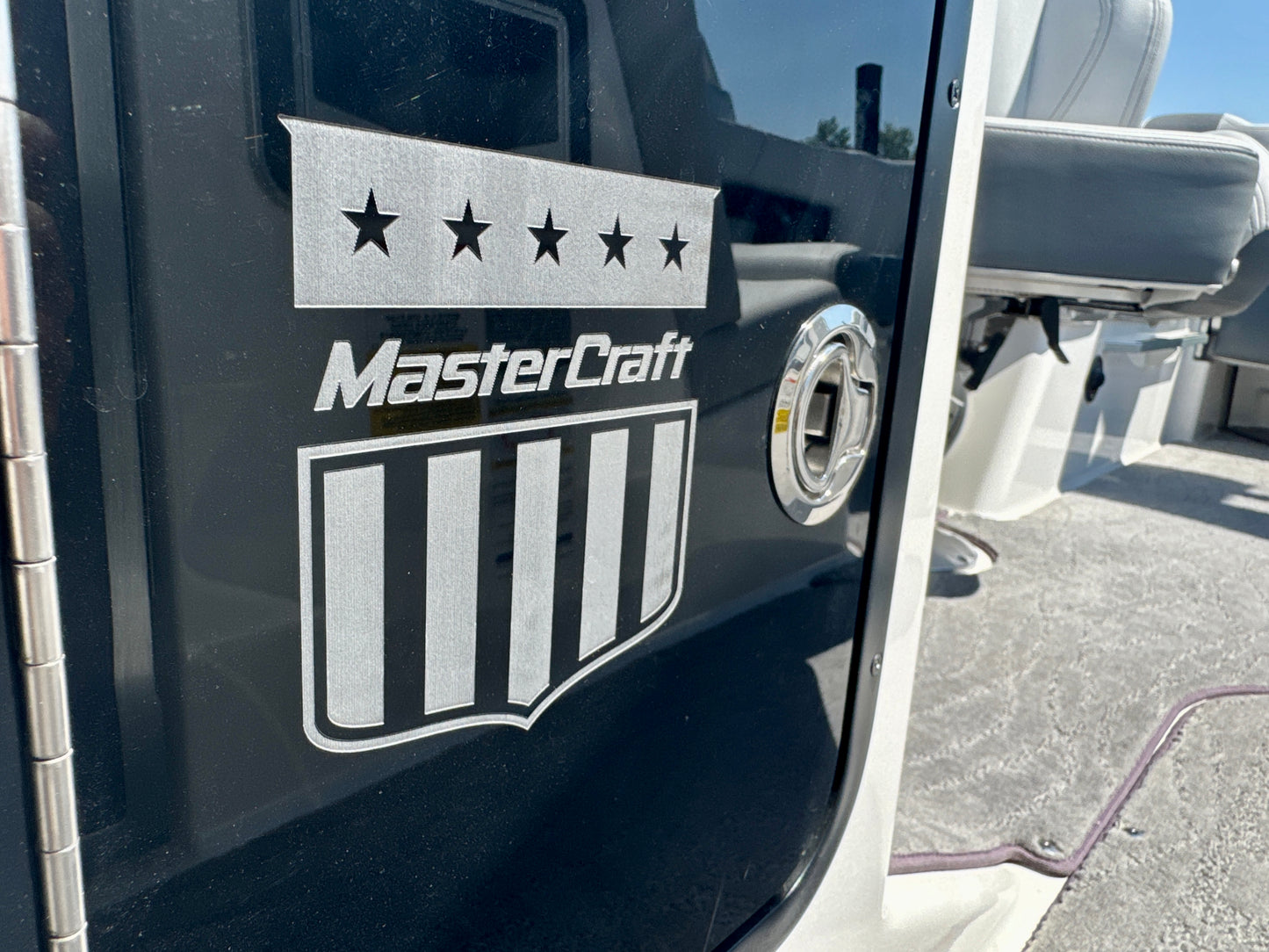 2019 MasterCraft X22 - LIKE NEW - 60 Hours