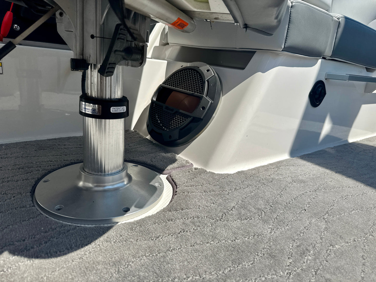 2019 MasterCraft X22 - LIKE NEW - 60 Hours