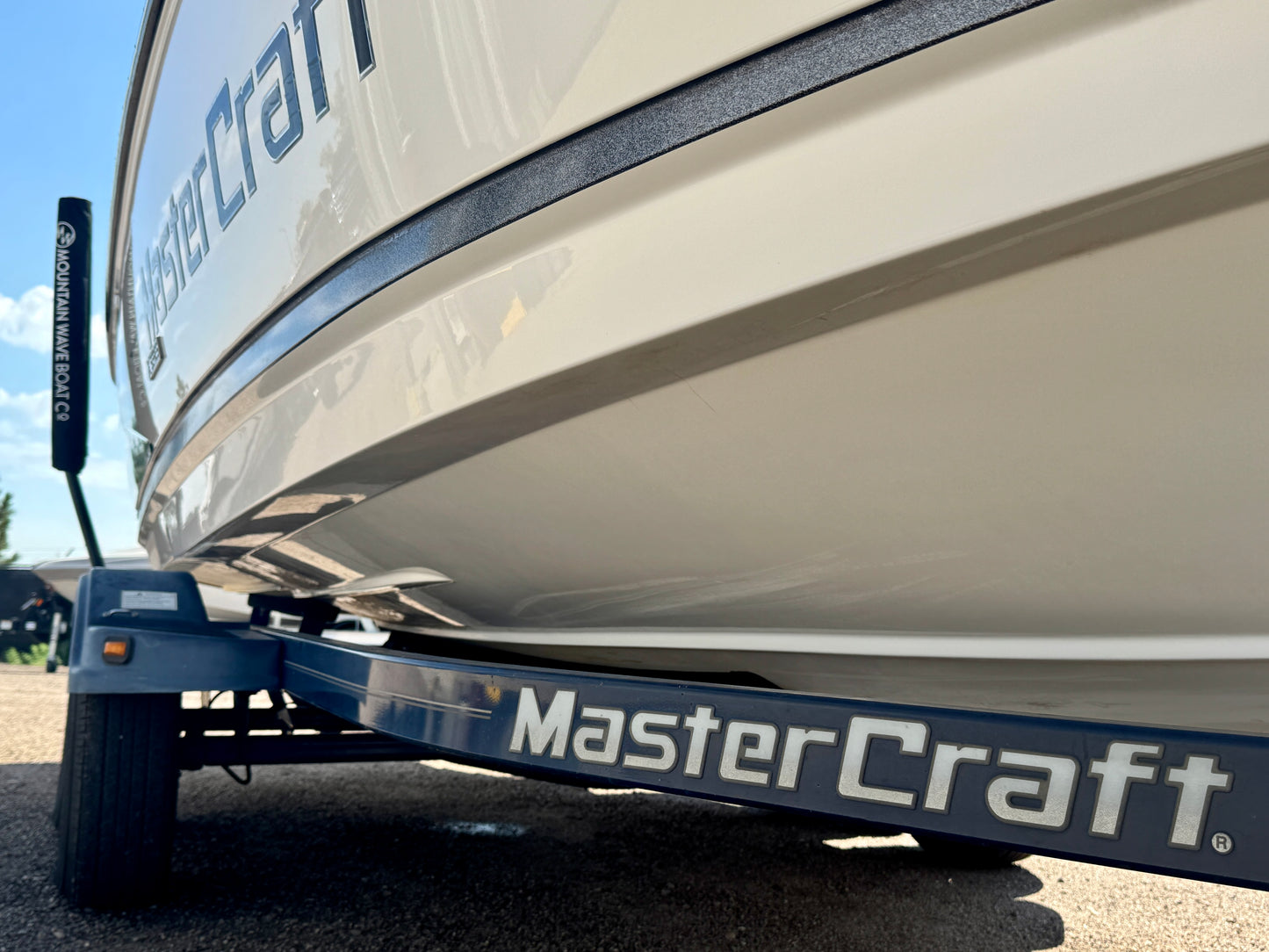2008 MasterCraft X30 - W/GO SURF ASSIST
