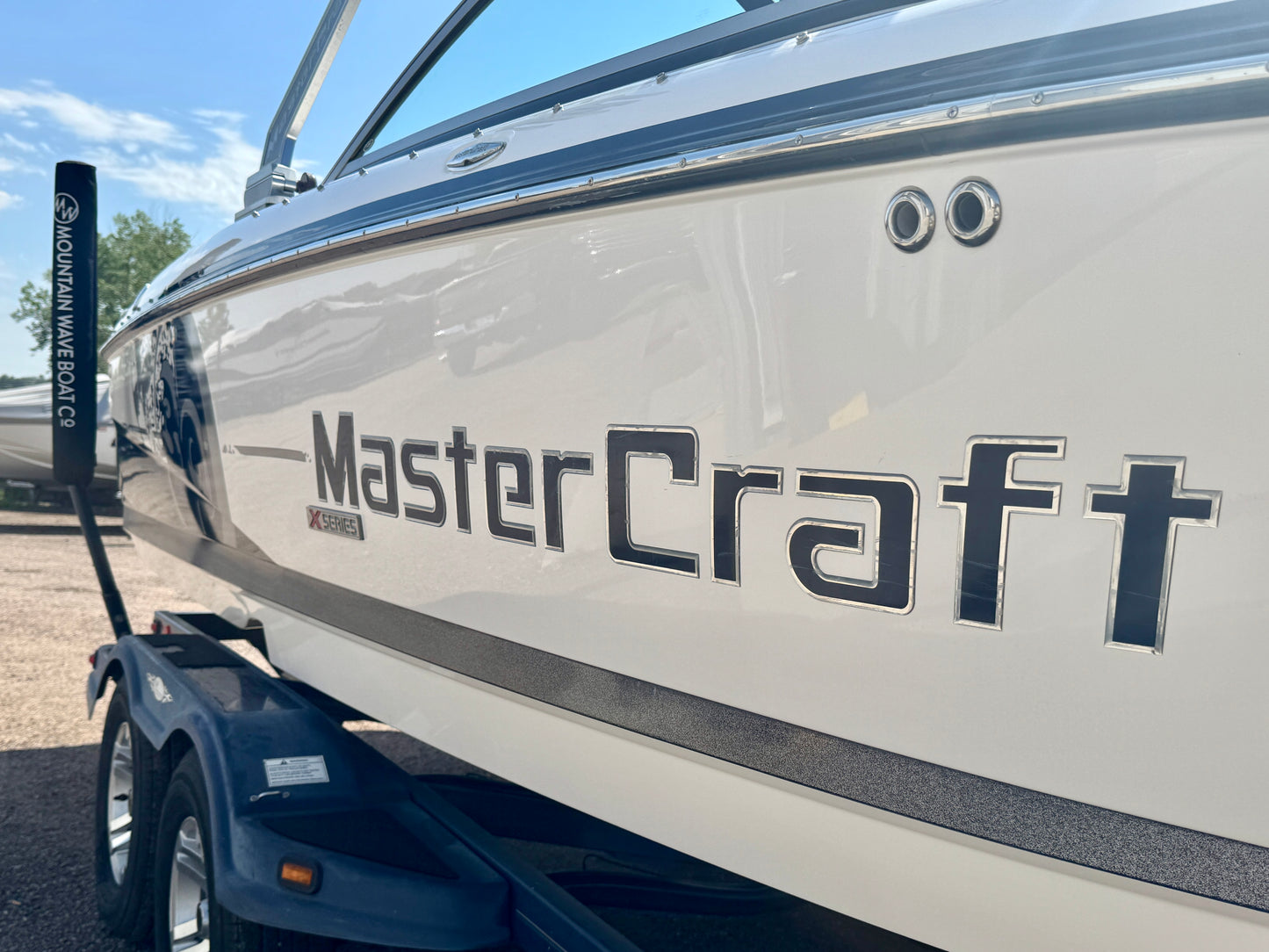 2008 MasterCraft X30 - W/GO SURF ASSIST