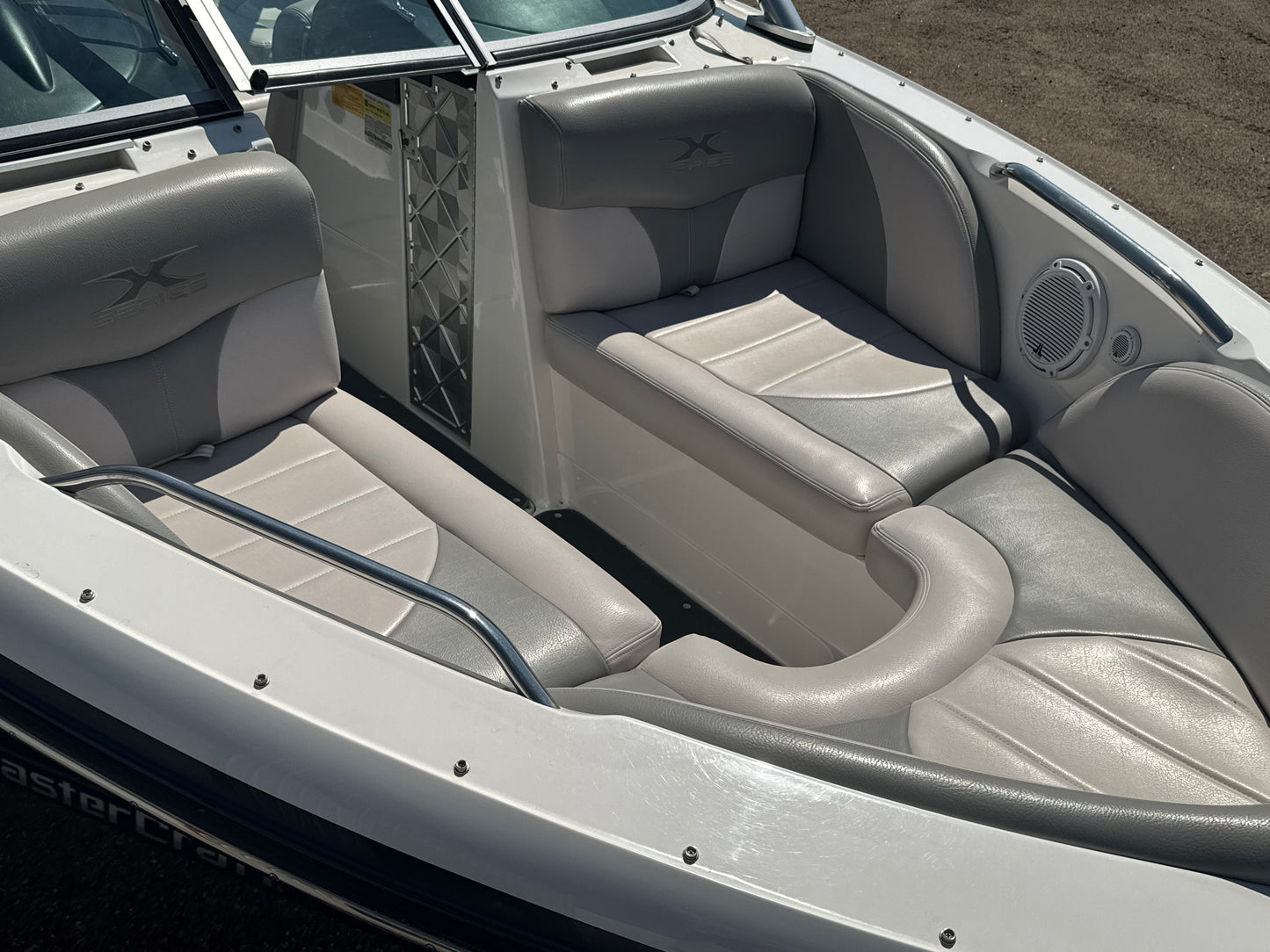 2008 MasterCraft X30 - W/GO SURF ASSIST