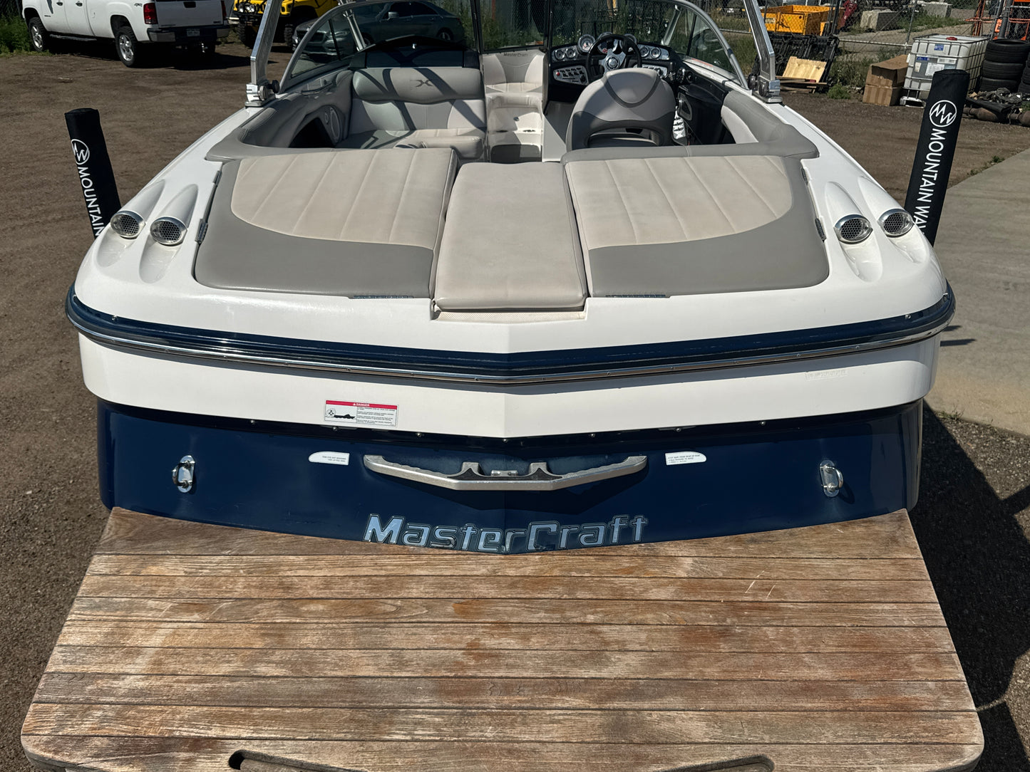 2008 MasterCraft X30 - W/GO SURF ASSIST