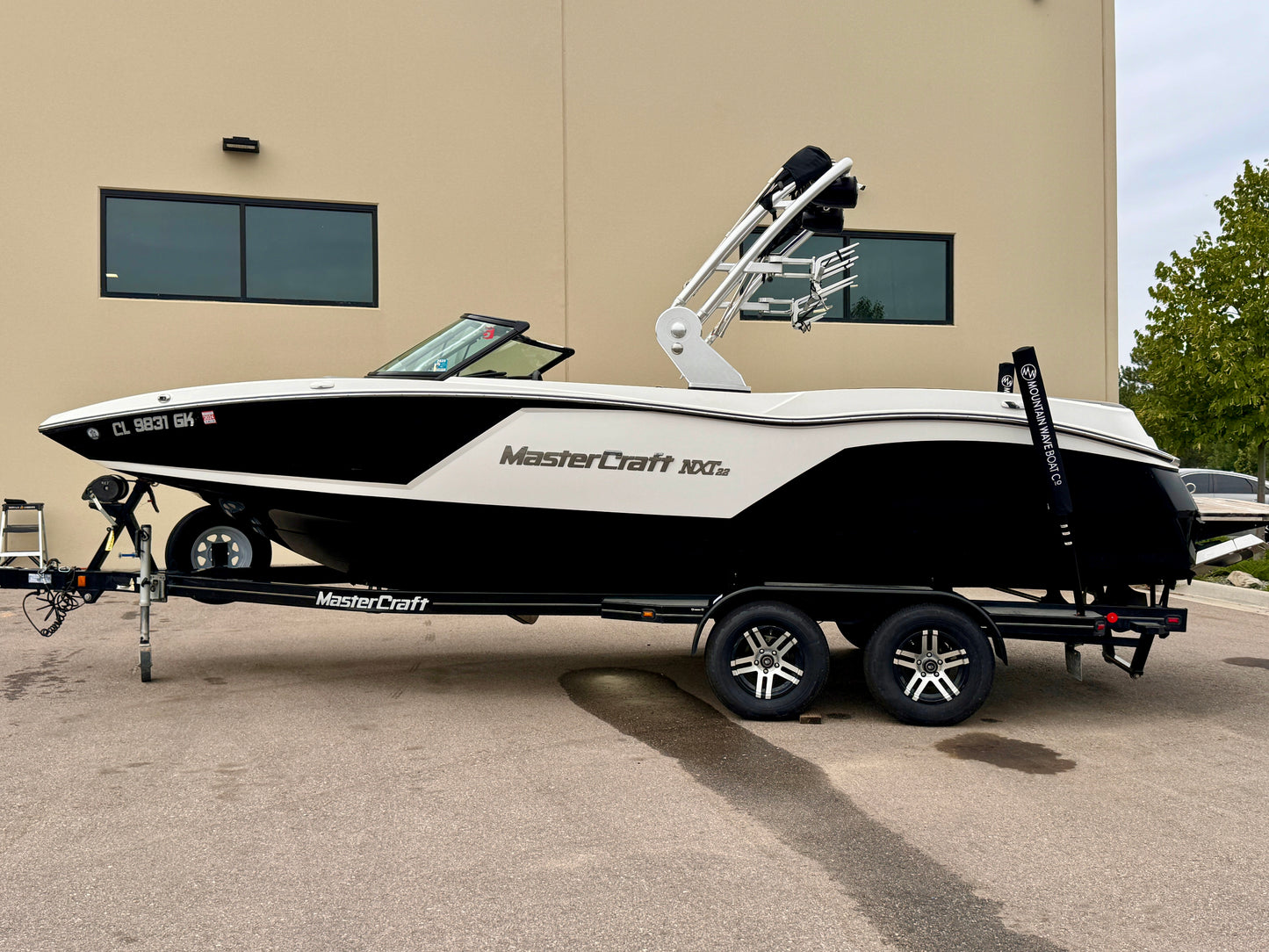 2018 MasterCraft NXT22 - USED & READY TO SURF
