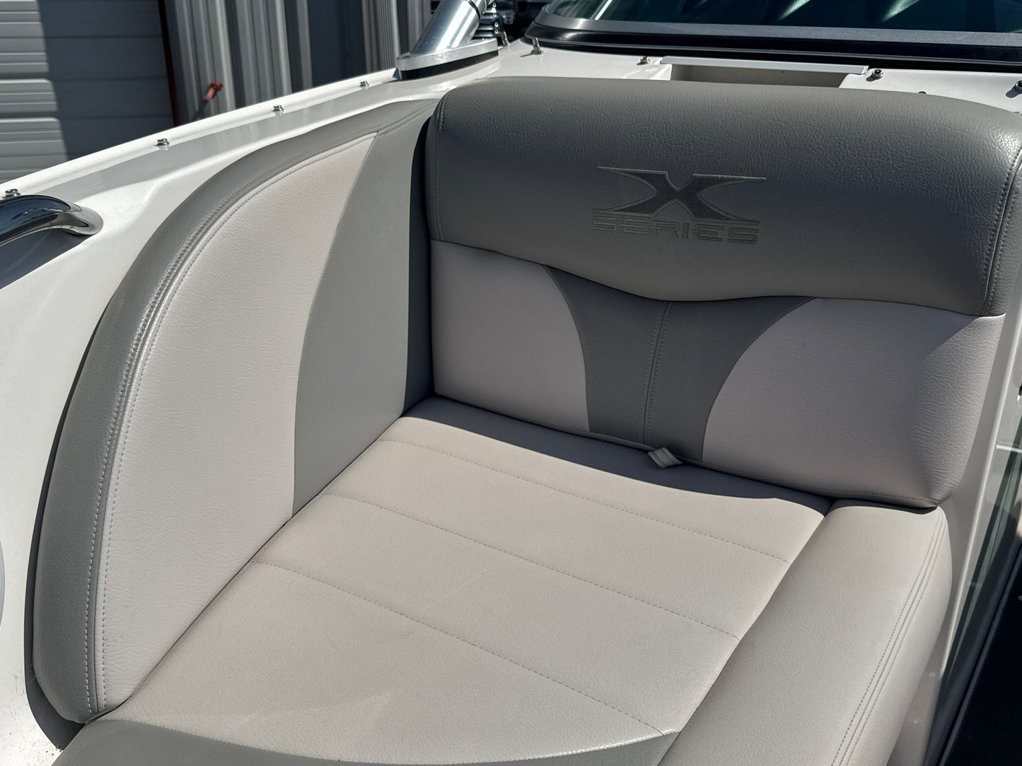 2008 MasterCraft X30 - W/GO SURF ASSIST