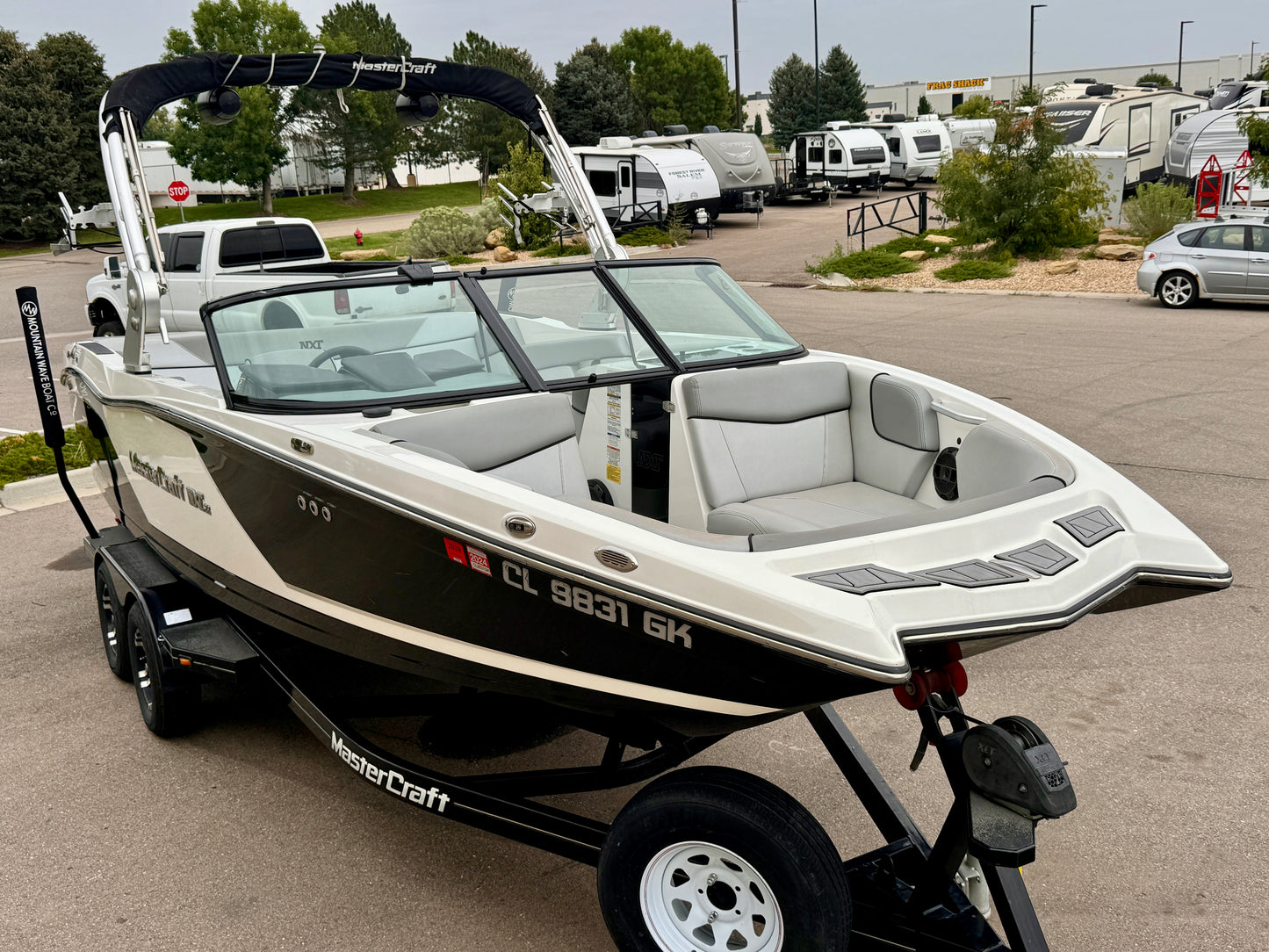 2018 MasterCraft NXT22 - USED & READY TO SURF