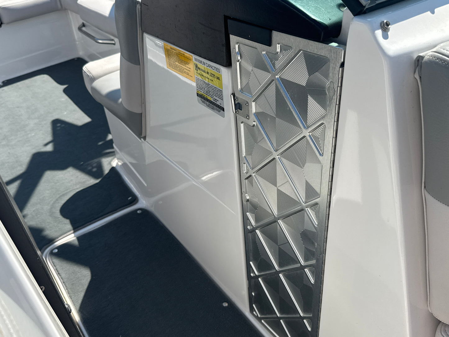 2008 MasterCraft X30 - W/GO SURF ASSIST