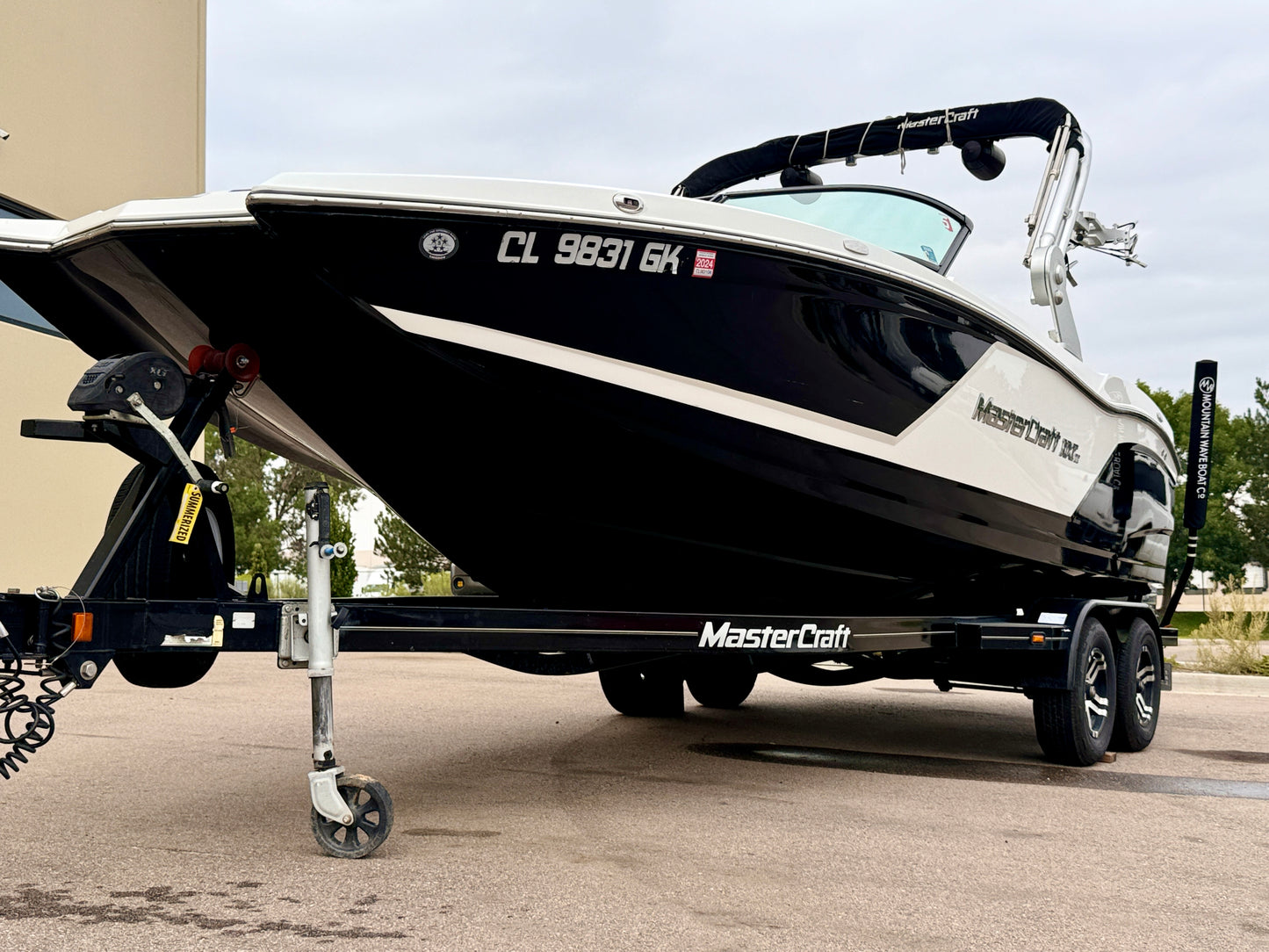 2018 MasterCraft NXT22 - USED & READY TO SURF