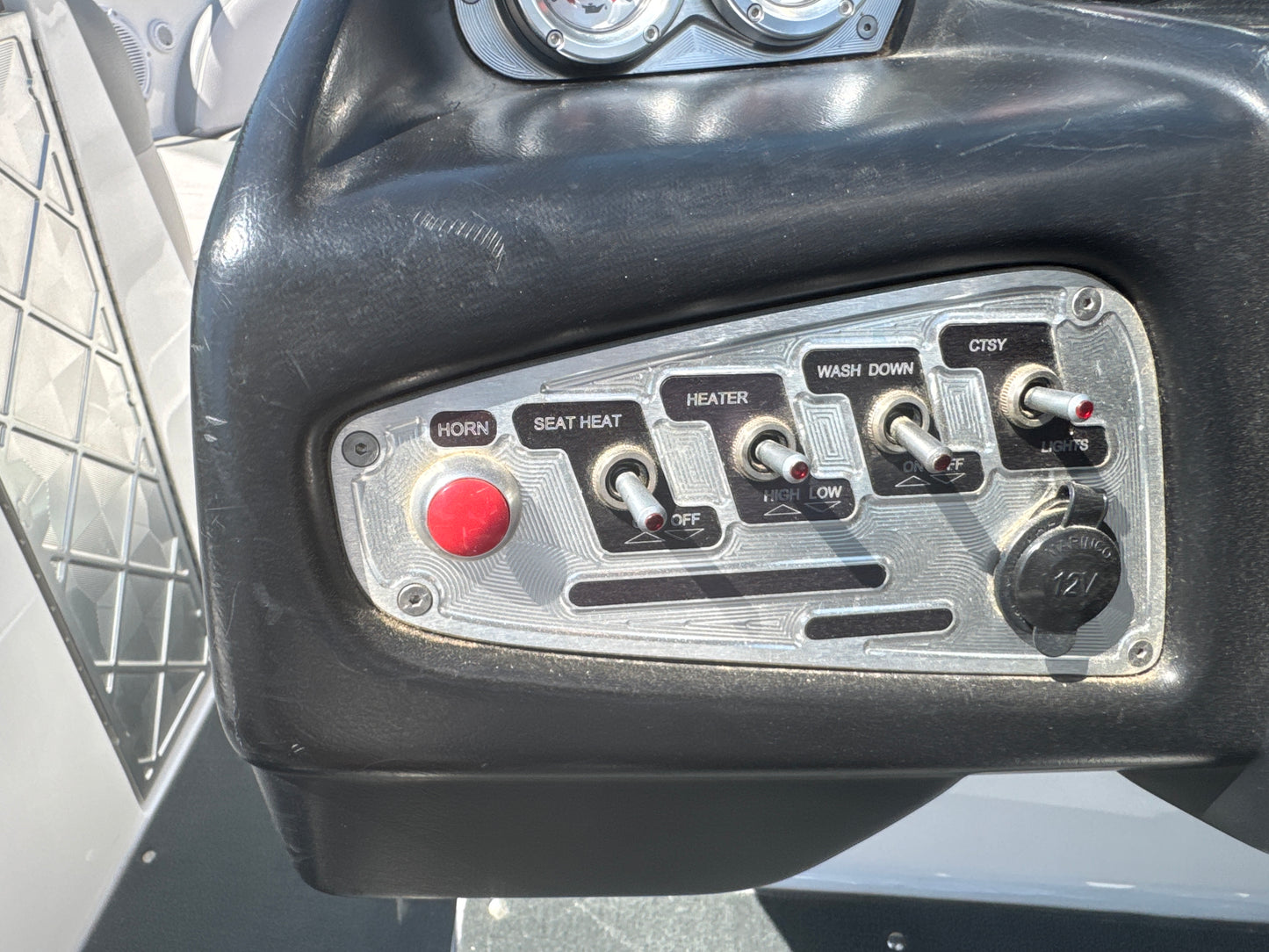 2008 MasterCraft X30 - W/GO SURF ASSIST