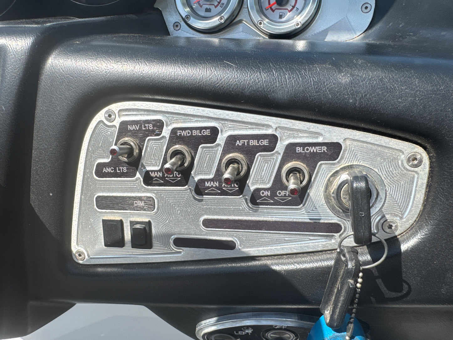 2008 MasterCraft X30 - W/GO SURF ASSIST