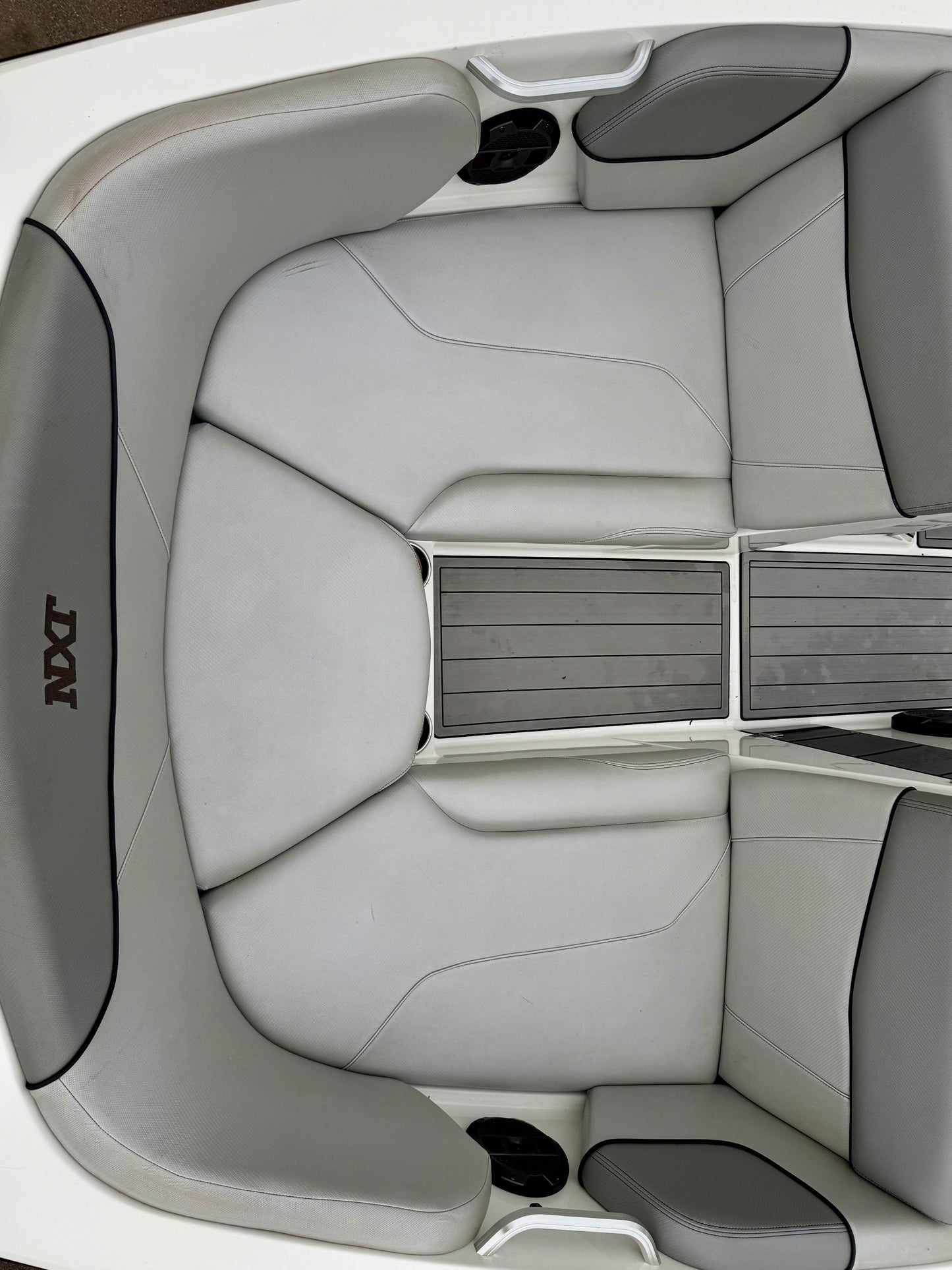 2018 MasterCraft NXT22 - USED & READY TO SURF
