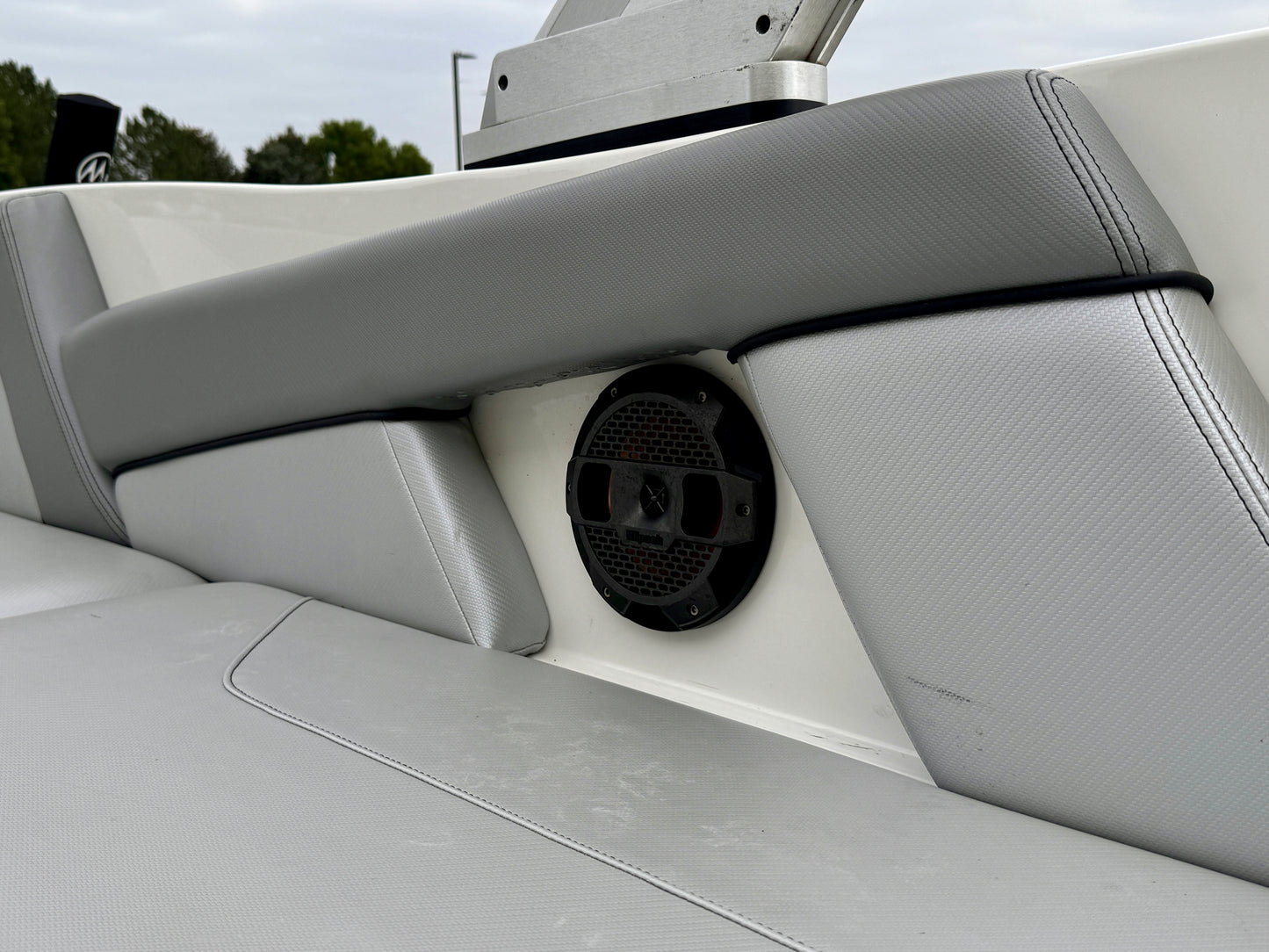 2018 MasterCraft NXT22 - USED & READY TO SURF