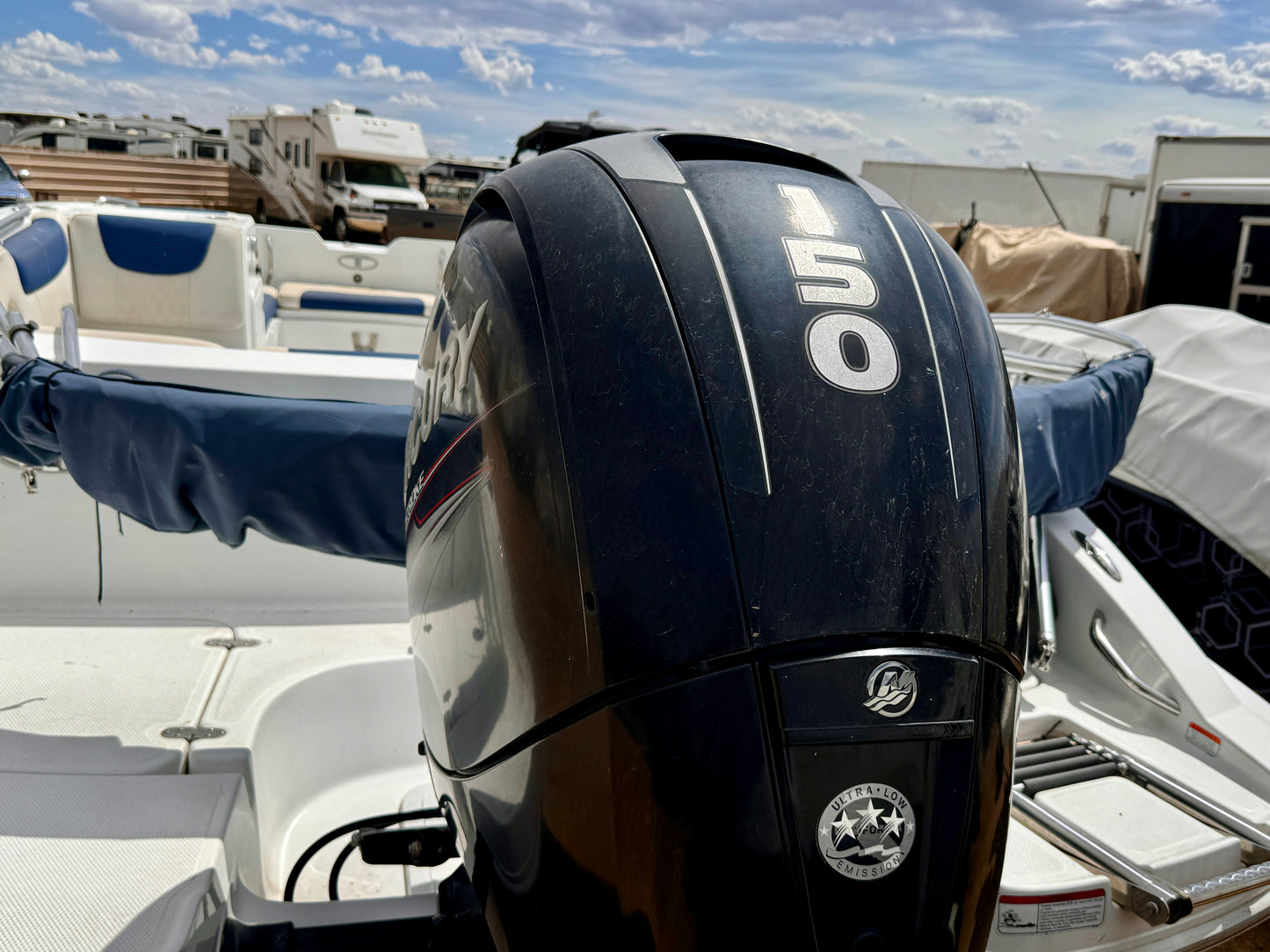 2016 Tahoe 2150 Deck Boat w/ 150HP Mercury Outboard