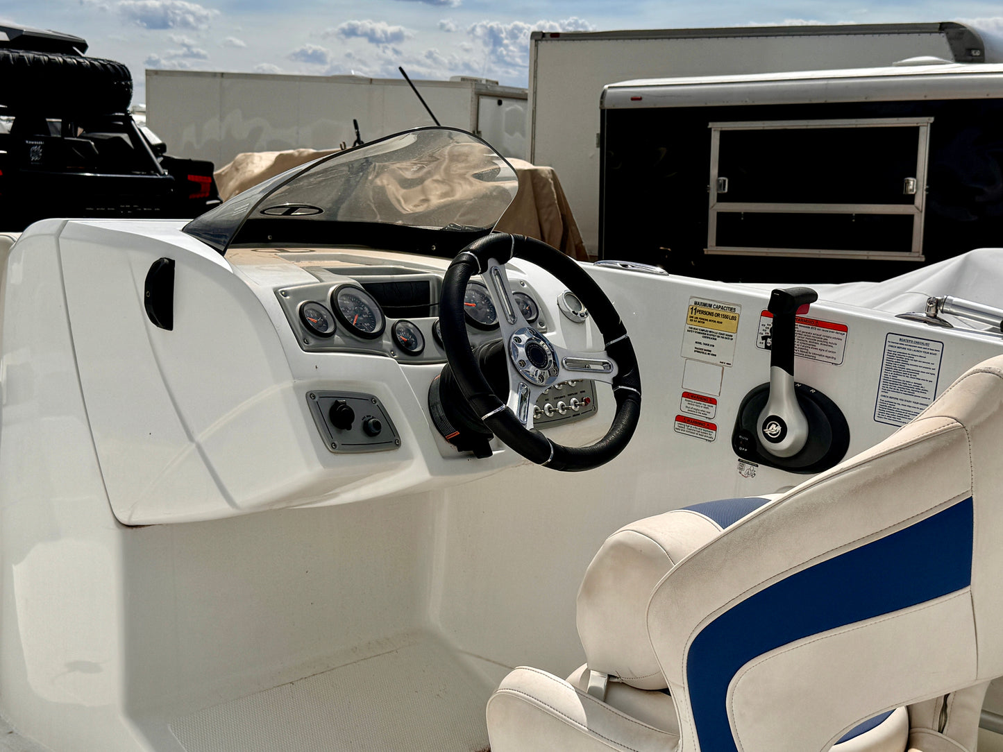 2016 Tahoe 2150 Deck Boat w/ 150HP Mercury Outboard