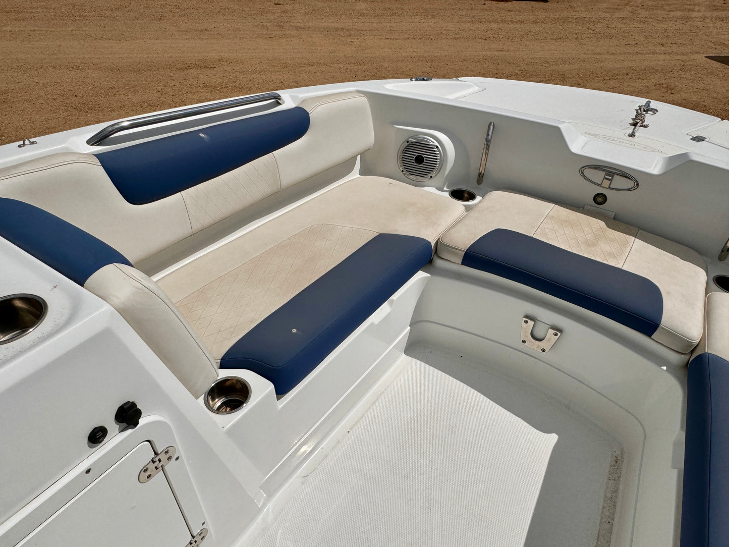 2016 Tahoe 2150 Deck Boat w/ 150HP Mercury Outboard