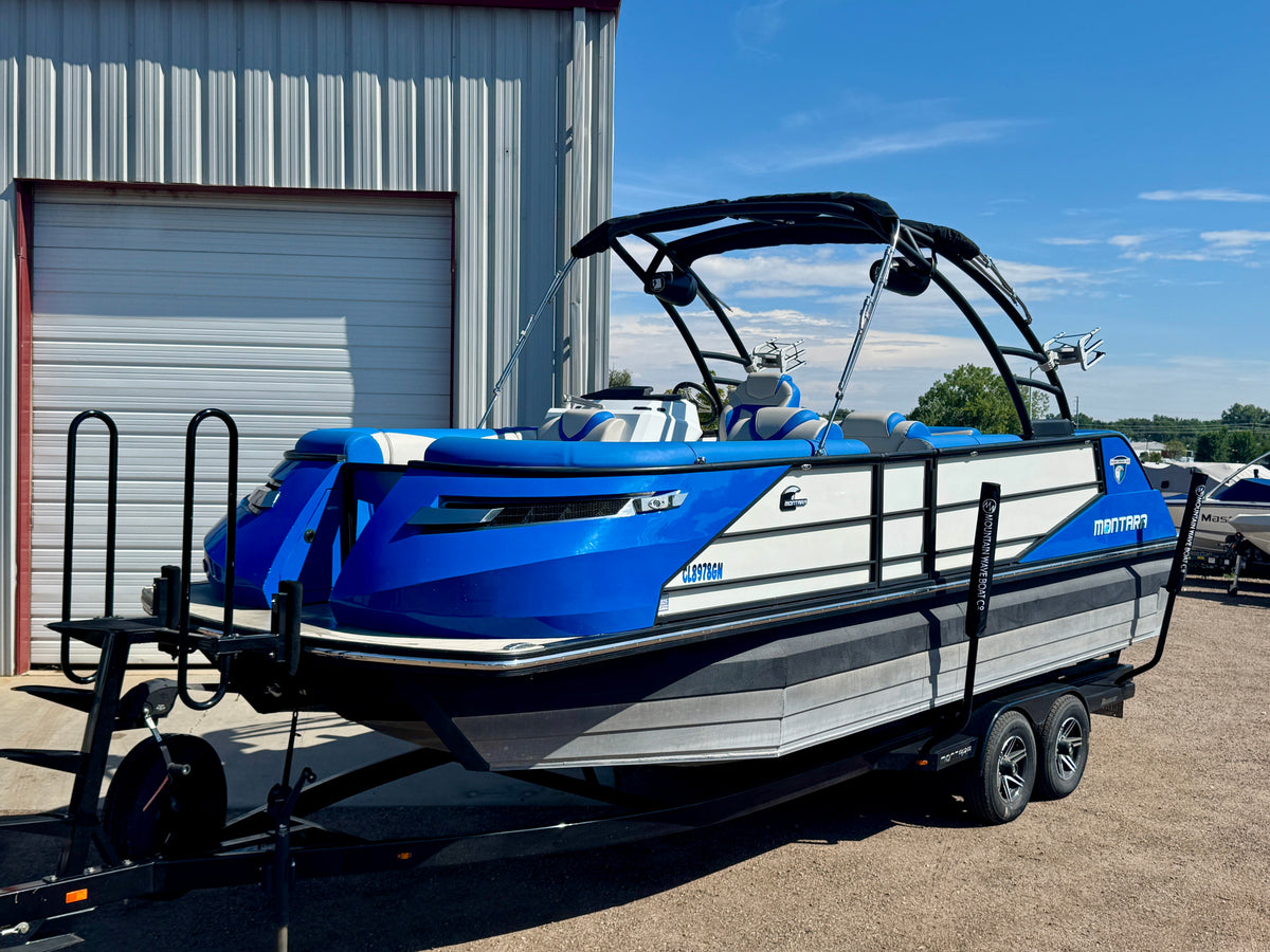 2021 Montara Surf Boss 2.0 Tritoon - RARE FIND