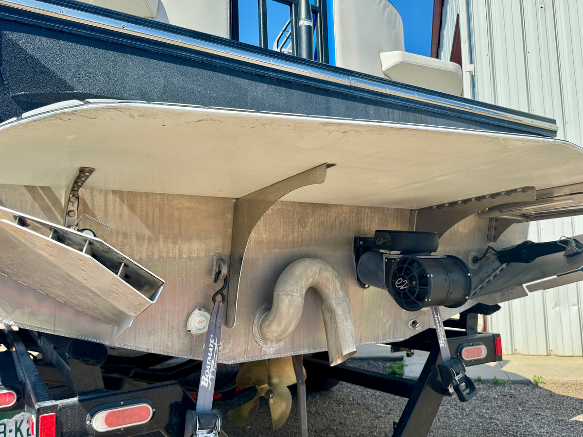 2021 Montara Surf Boss 2.0 Tritoon - RARE FIND