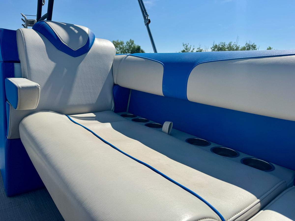 2021 Montara Surf Boss 2.0 Tritoon - RARE FIND