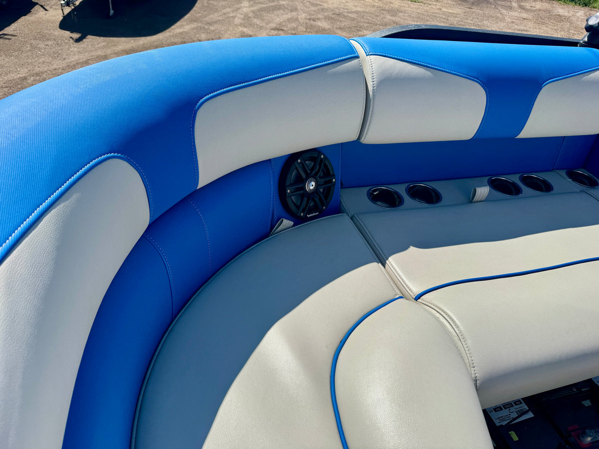 2021 Montara Surf Boss 2.0 Tritoon - RARE FIND