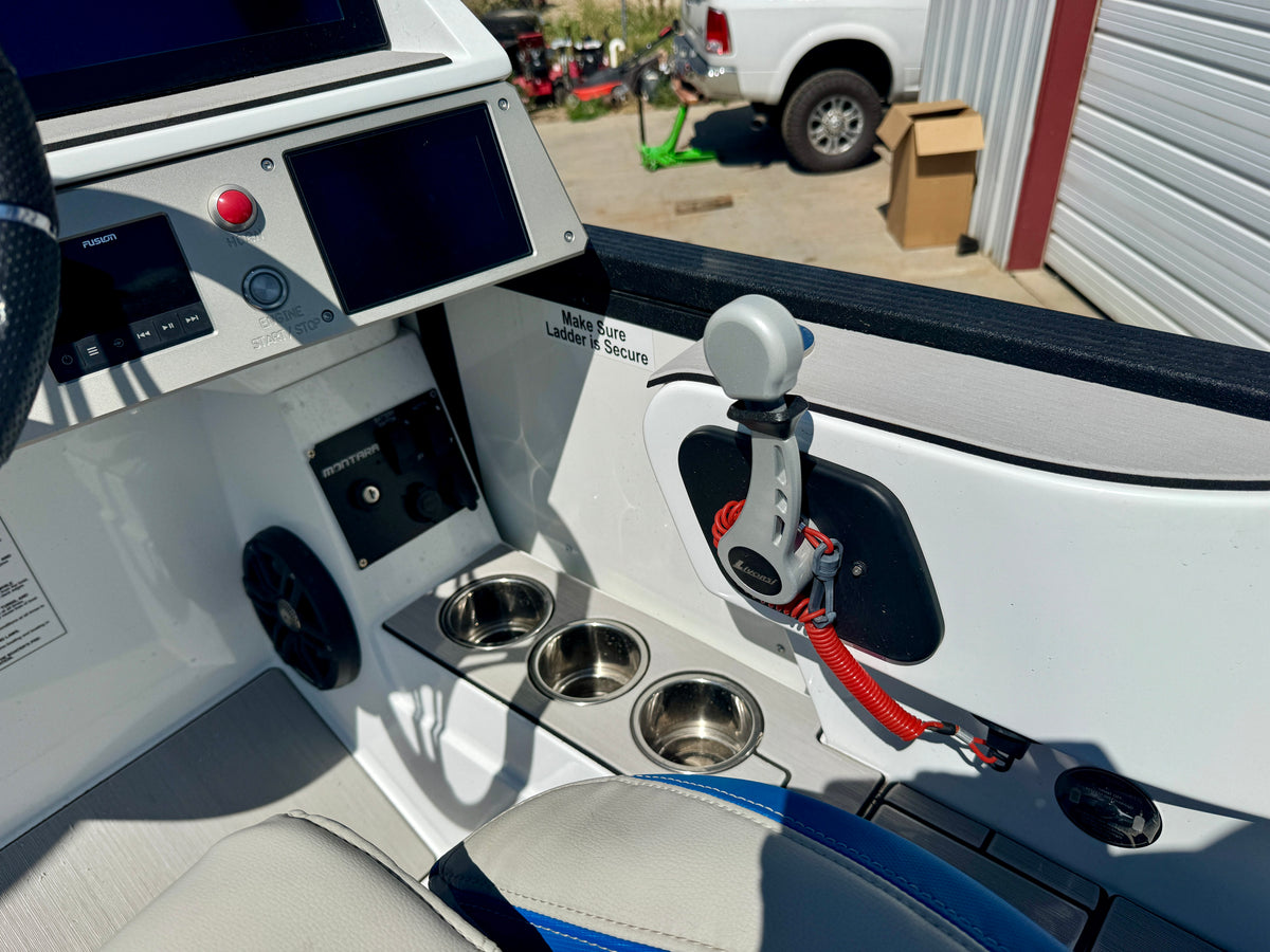 2021 Montara Surf Boss 2.0 Tritoon - RARE FIND