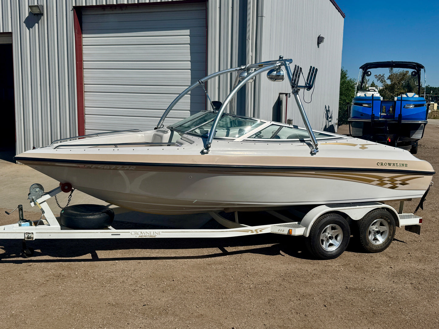 1999 Crownline 202 BR