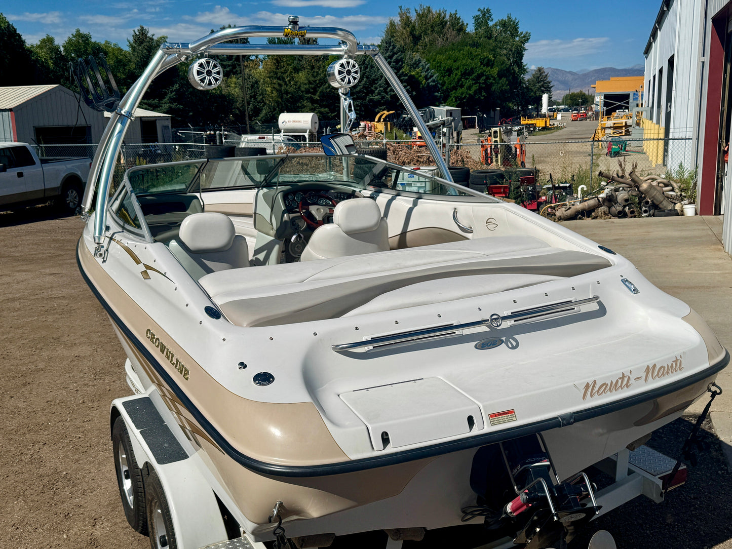 1999 Crownline 202 BR