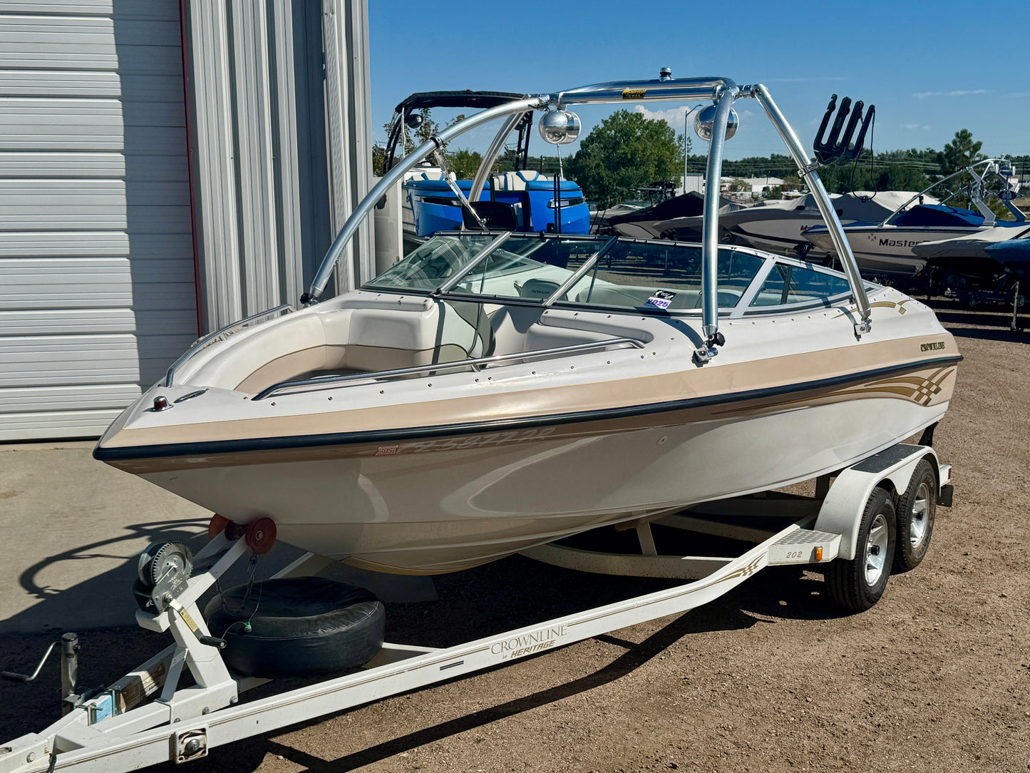 1999 Crownline 202 BR